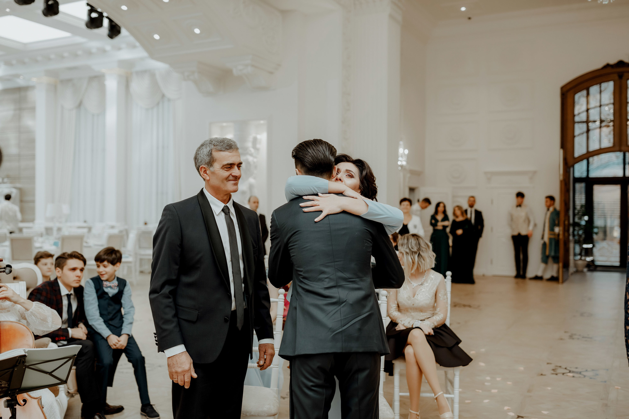 Dragoste în contrast -Moldova-. Servicii Foto Video în Chișinău și Europa ID-Brothers