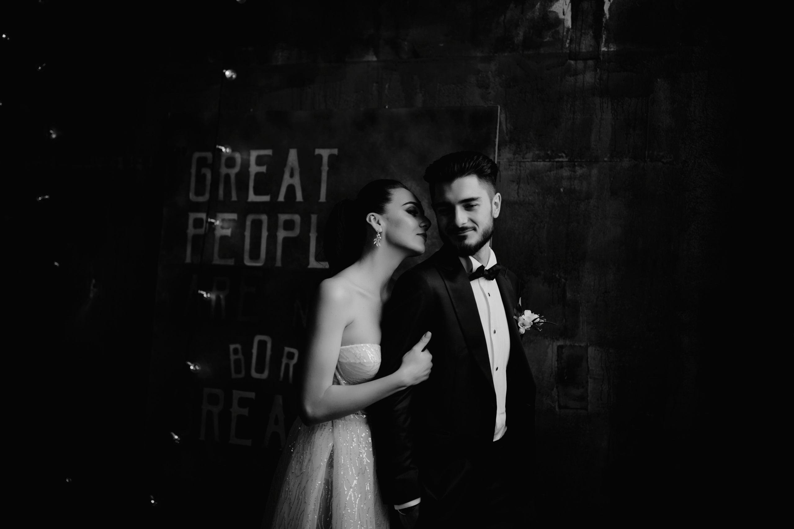 Dragoste în contrast -Moldova-. Servicii Foto Video în Chișinău și Europa ID-Brothers