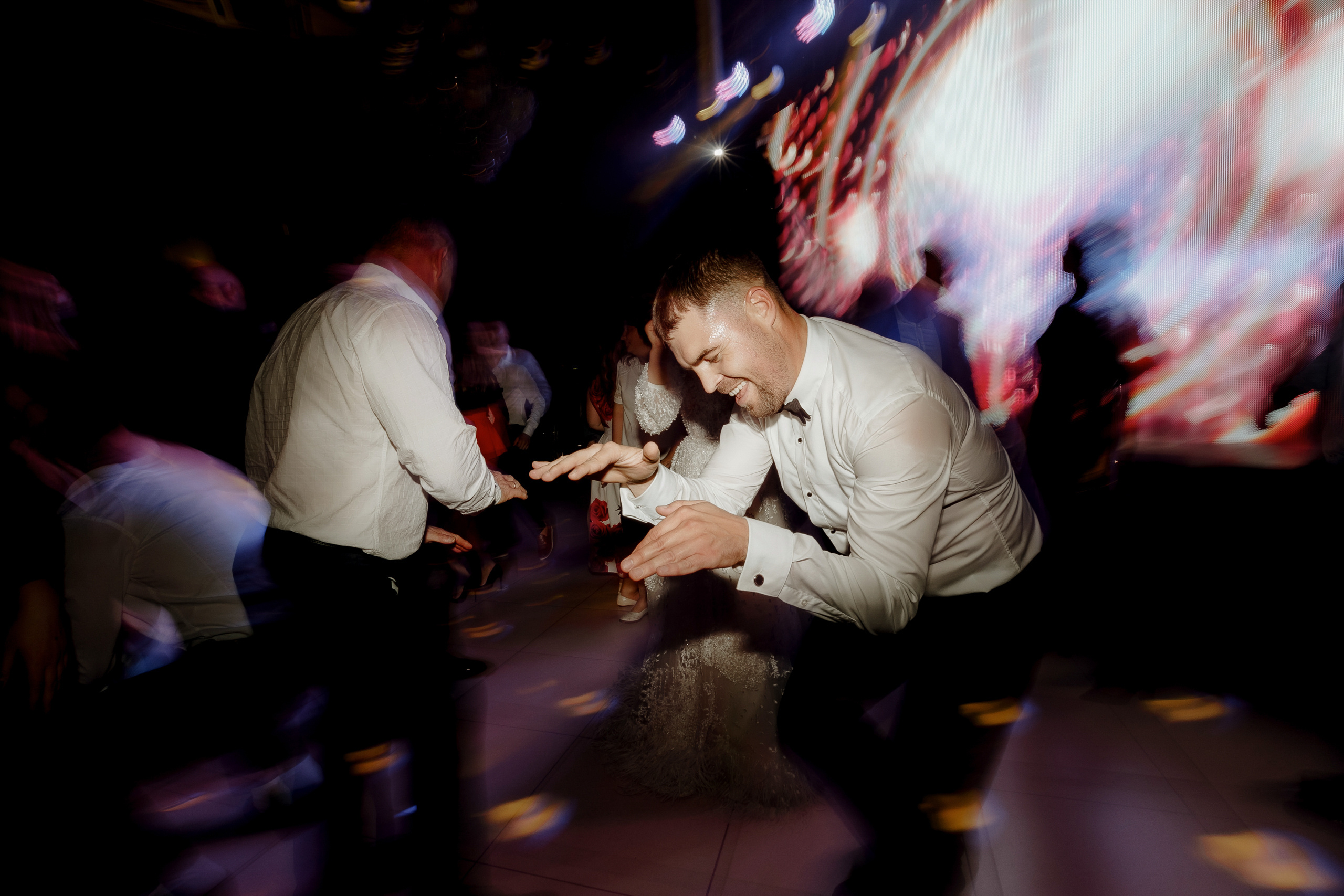 Despre noi și emoții -Moldova-. Servicii Foto Video în Chișinău și Europa ID-Brothers