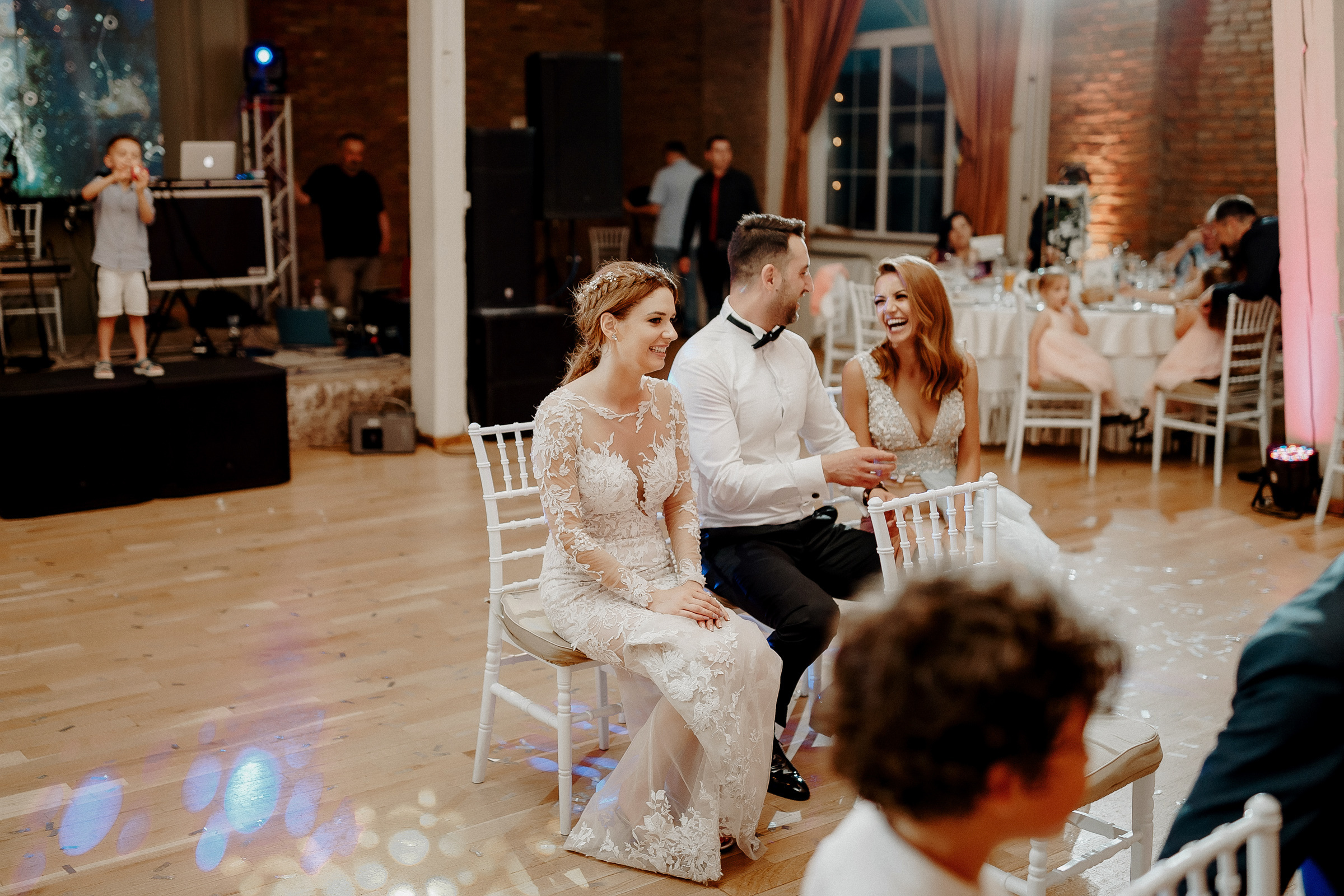 Unda iubirii  -Romania-. Servicii Foto Video în Chișinău și Europa ID-Brothers