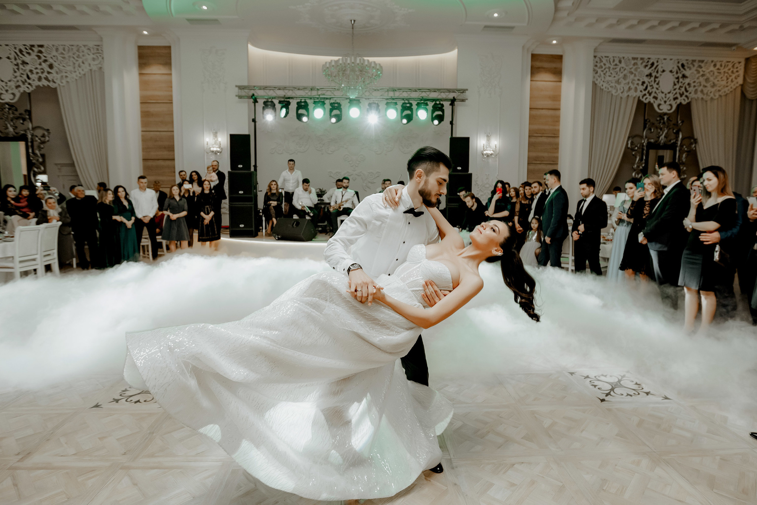 Dragoste în contrast -Moldova-. Servicii Foto Video în Chișinău și Europa ID-Brothers