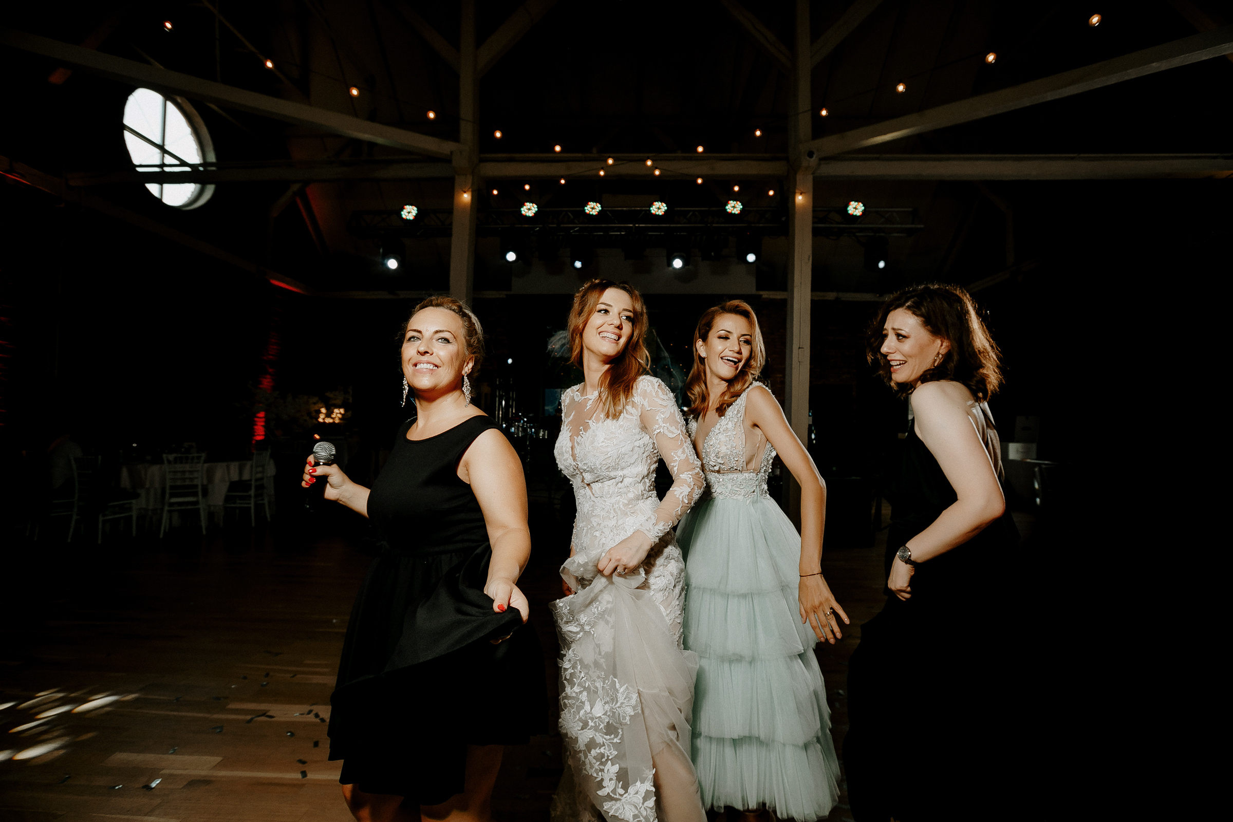 Unda iubirii  -Romania-. Servicii Foto Video în Chișinău și Europa ID-Brothers