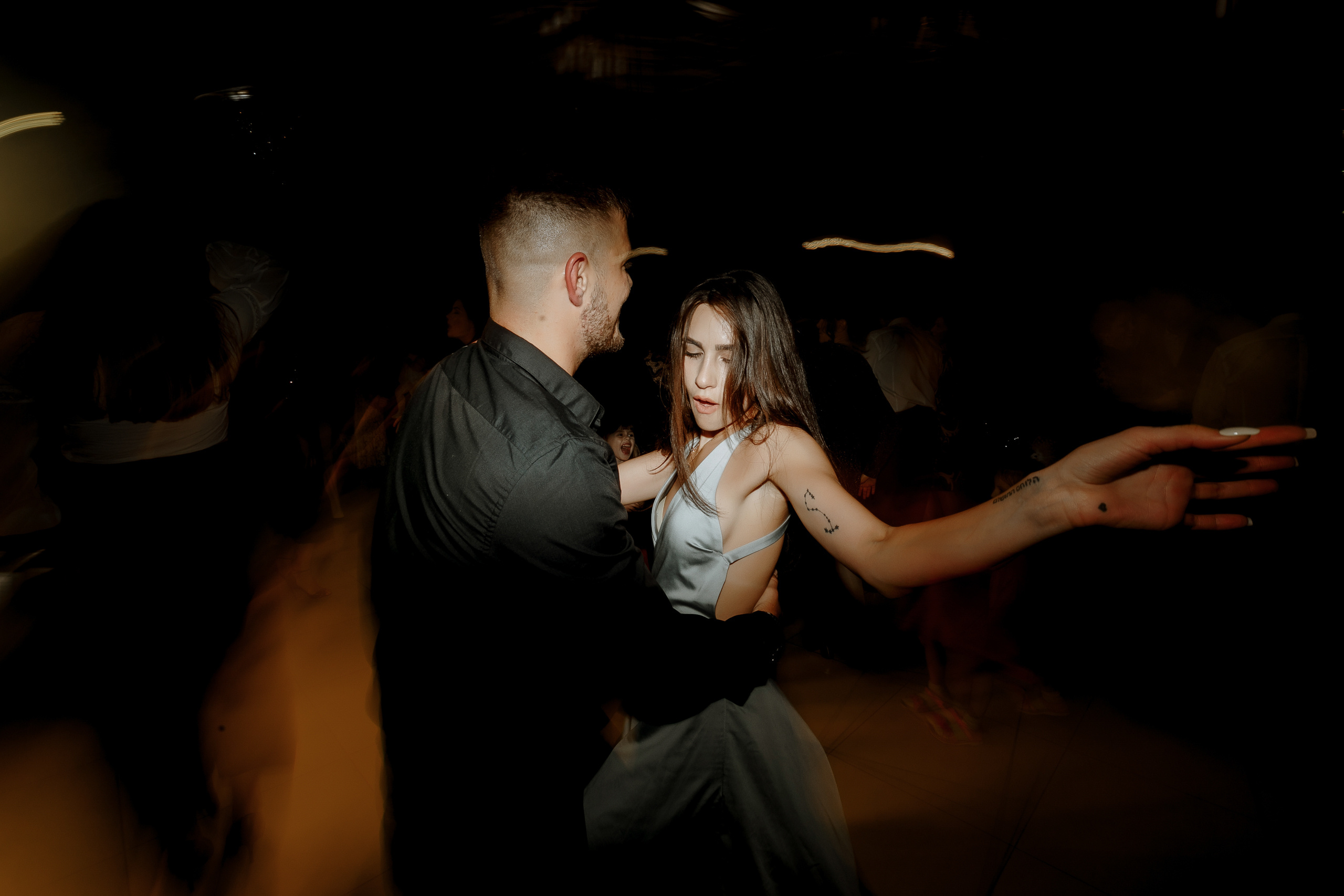 Despre noi și emoții -Moldova-. Servicii Foto Video în Chișinău și Europa ID-Brothers