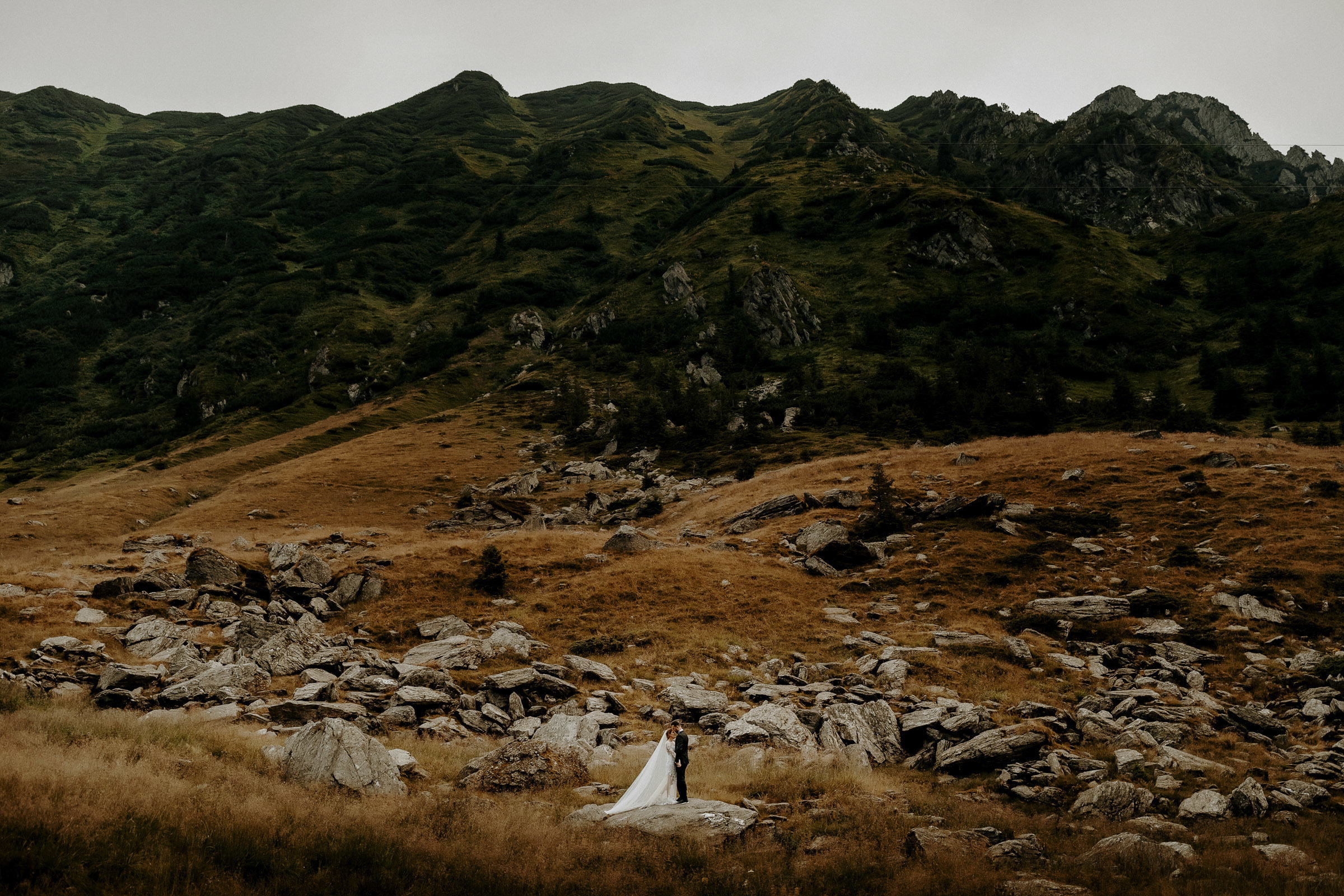 Unda iubirii  -Romania-. Servicii Foto Video în Chișinău și Europa ID-Brothers