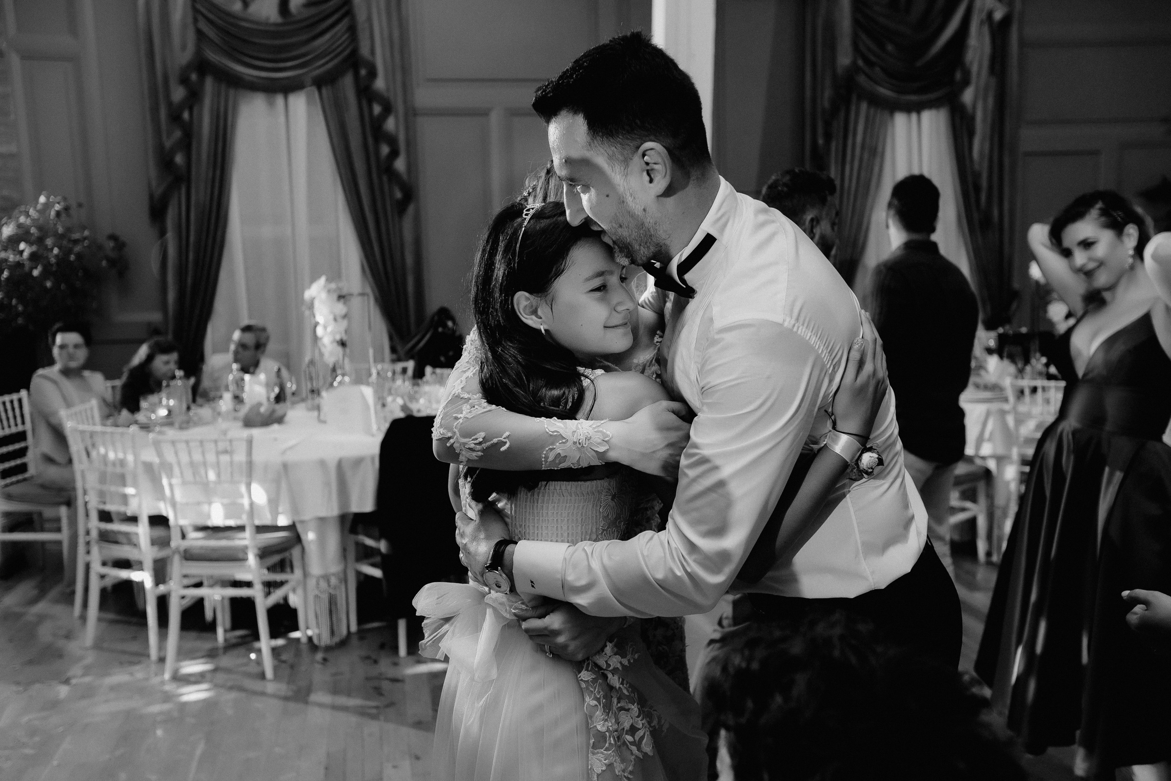 Unda iubirii  -Romania-. Servicii Foto Video în Chișinău și Europa ID-Brothers