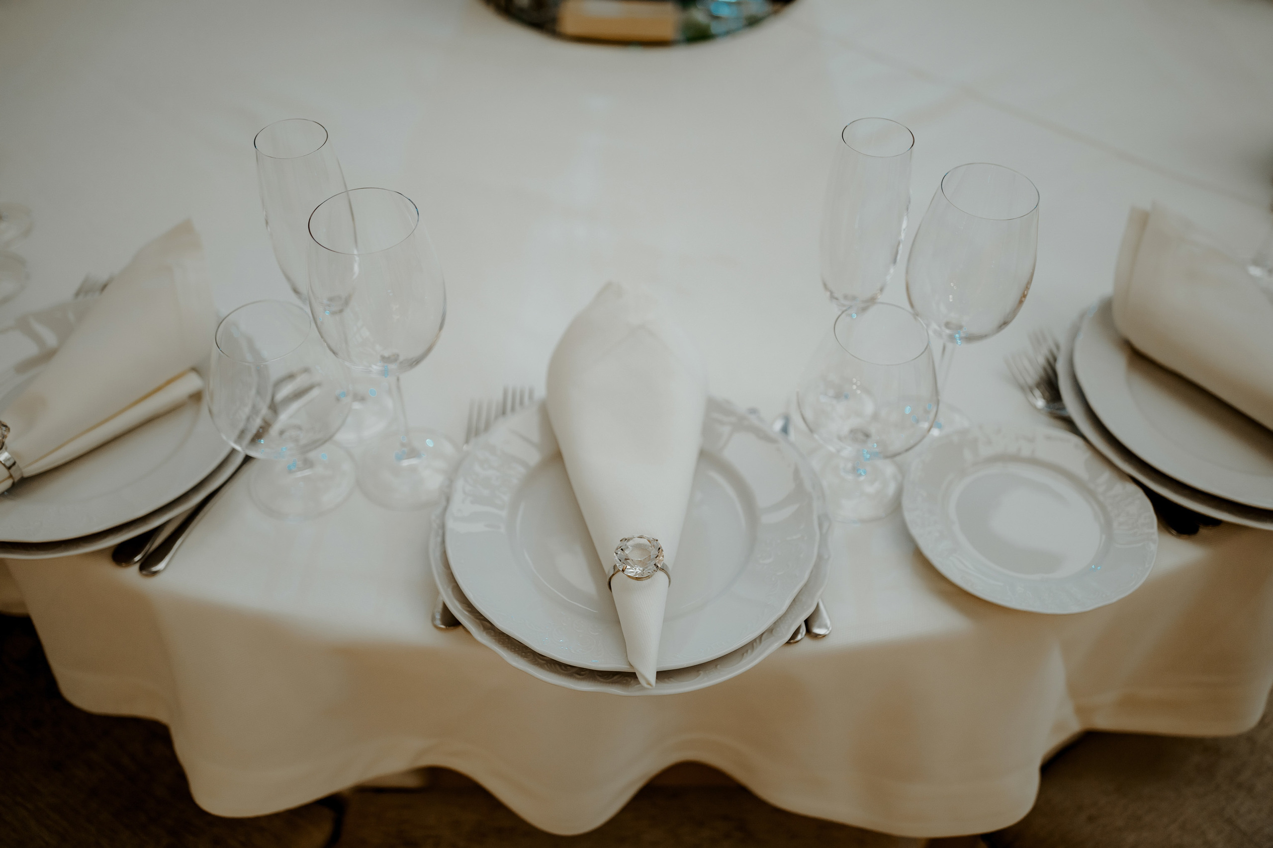 Dragoste în contrast -Moldova-. Servicii Foto Video în Chișinău și Europa ID-Brothers