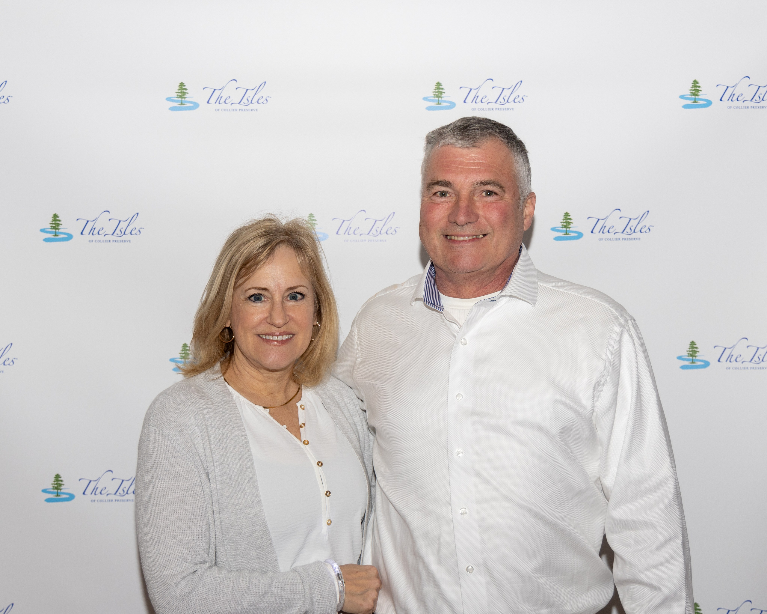 The Isles White Party. Out and About 239