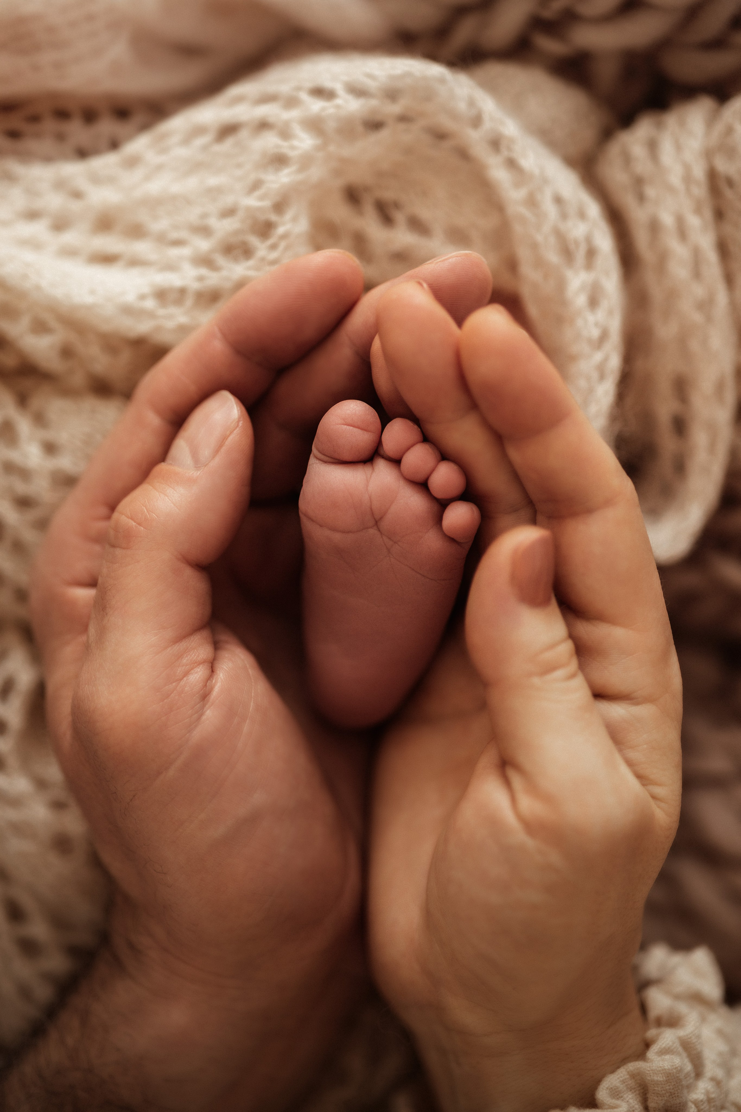 Newborn Natural. Newborn, kids, family photographer based near Zurich, Switzerland