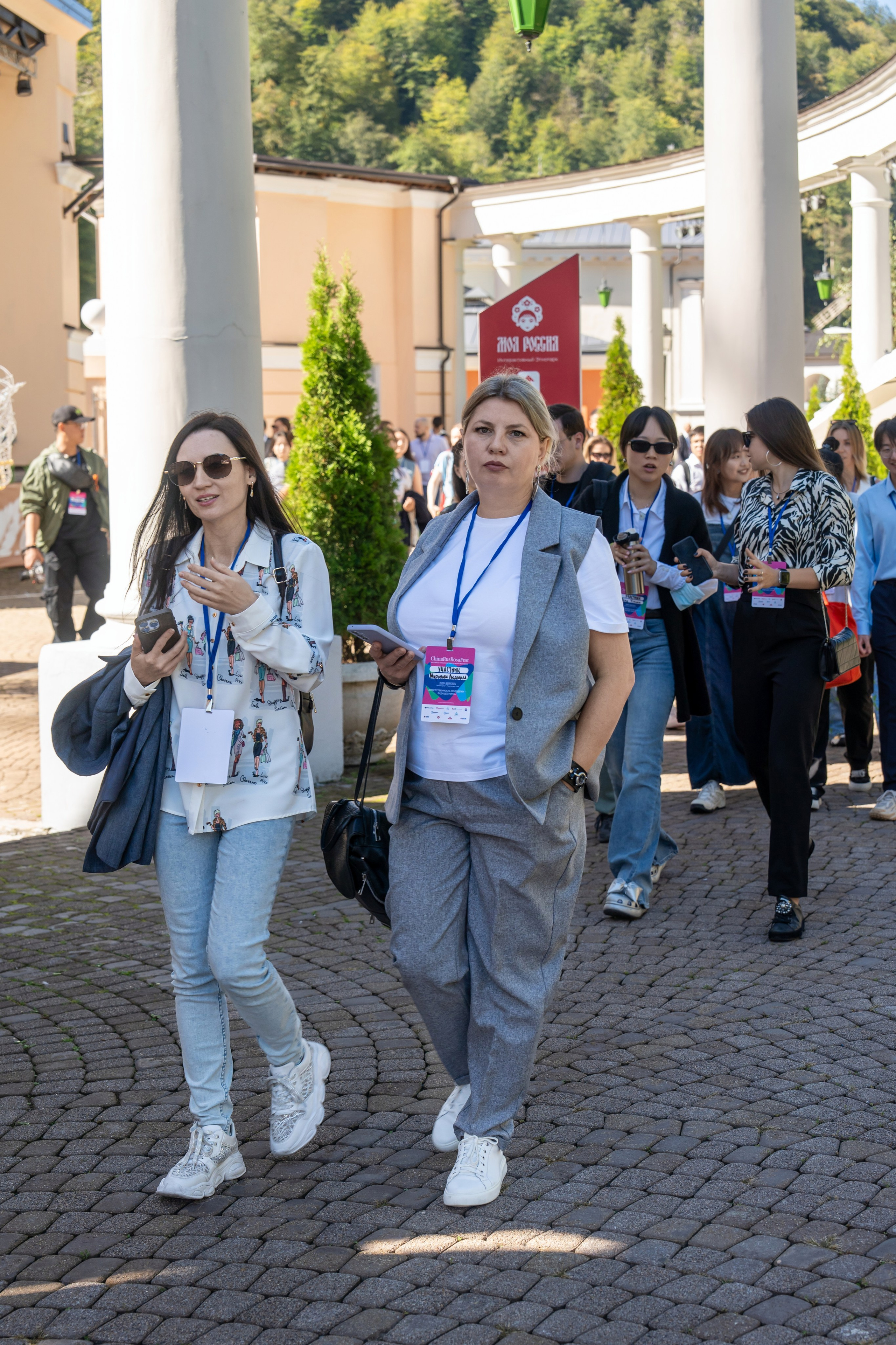 ChinaRosaFest 2024. Репортажный фотограф в Красной Поляне и Сочи Павлюченко Екатерина