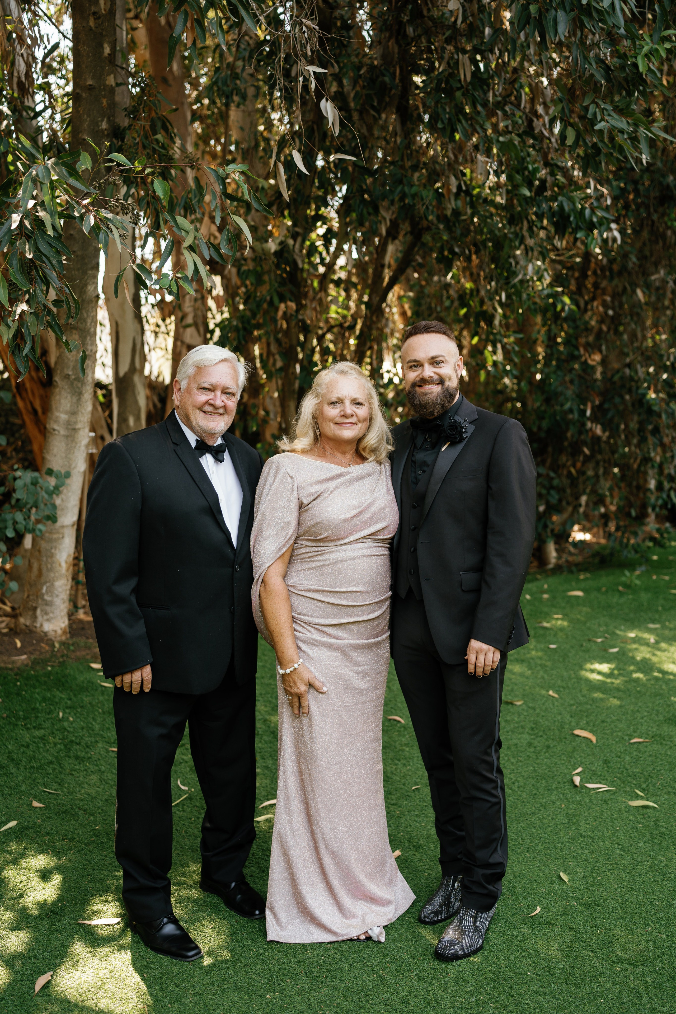 LGBT wedding photographer in California. Wedding Photography & Videography Team in California, Los Angeles, San Francisco, San Diego and Travel