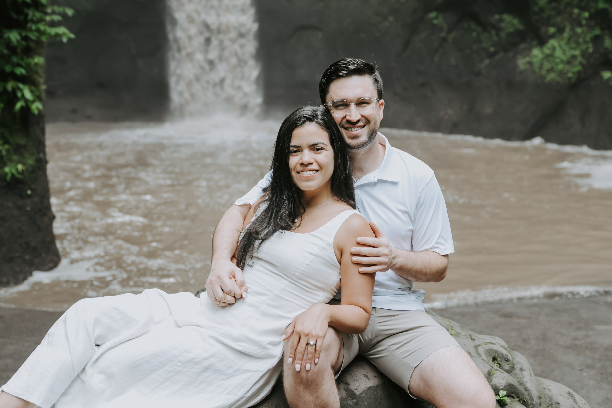 Marriage Proposal. Female Photographer in Bali
