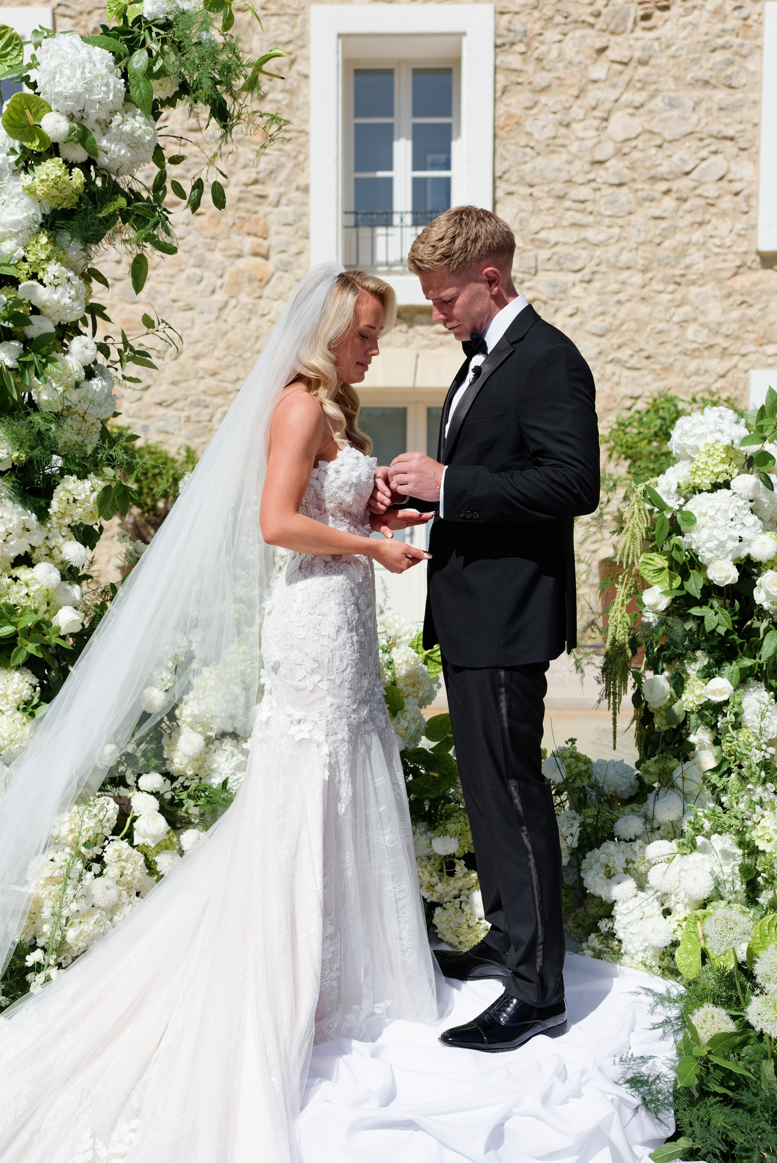 Wedding at Château L’Hospitalet in Narbonne, France. Destination Wedding Photographer — Nikita Burtsev