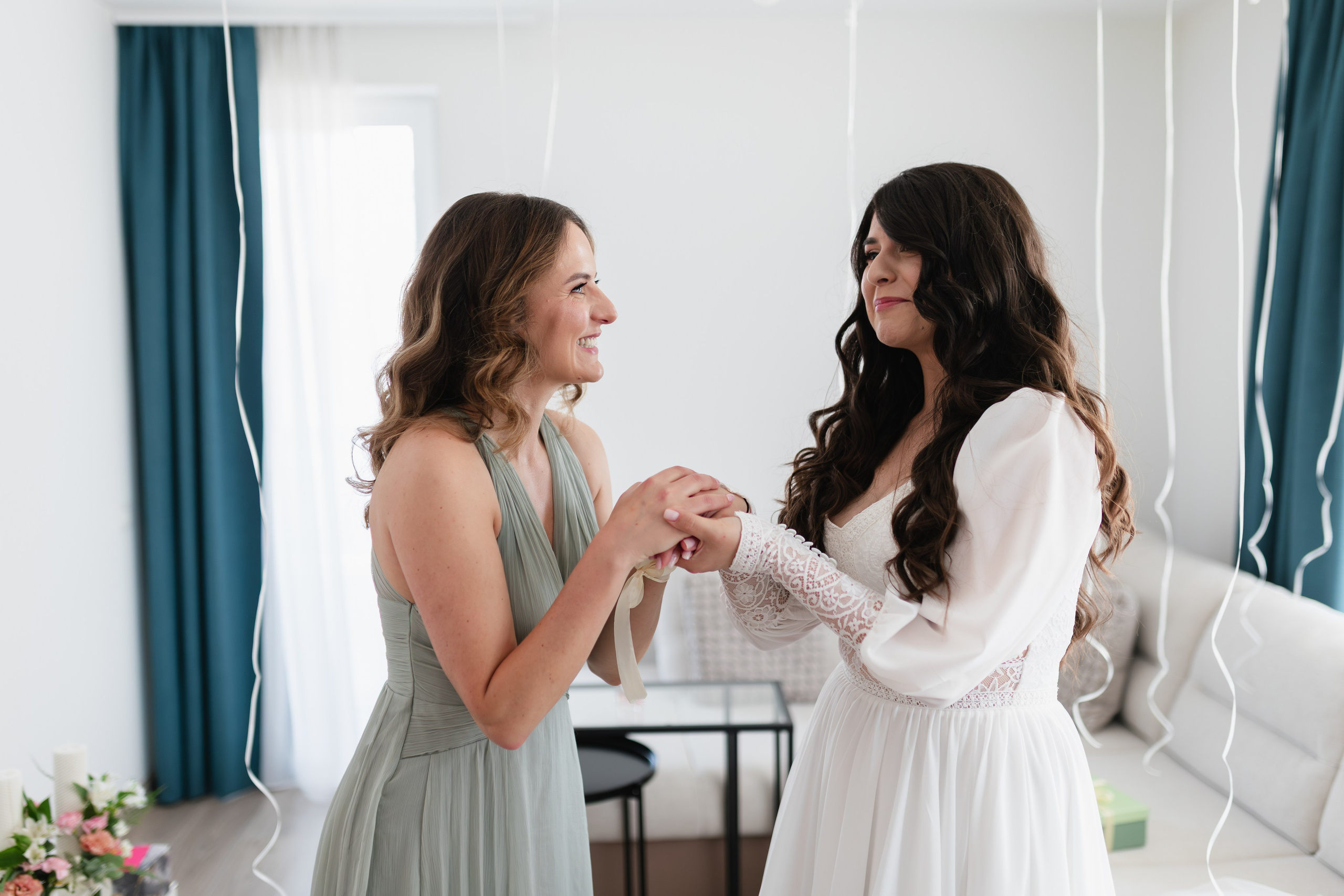 Flori & Cosmin. Main