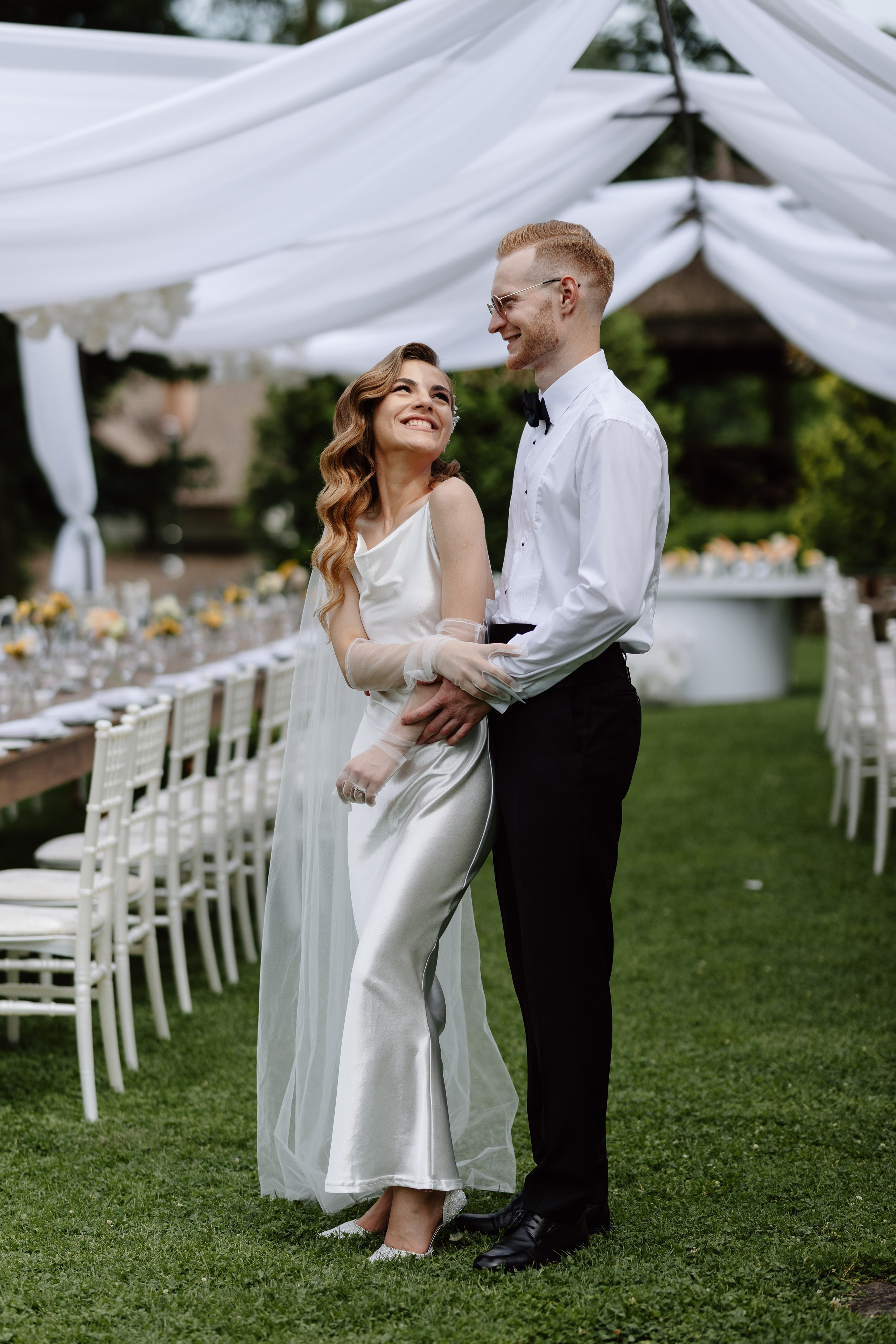 Corina & Dumitru. Main