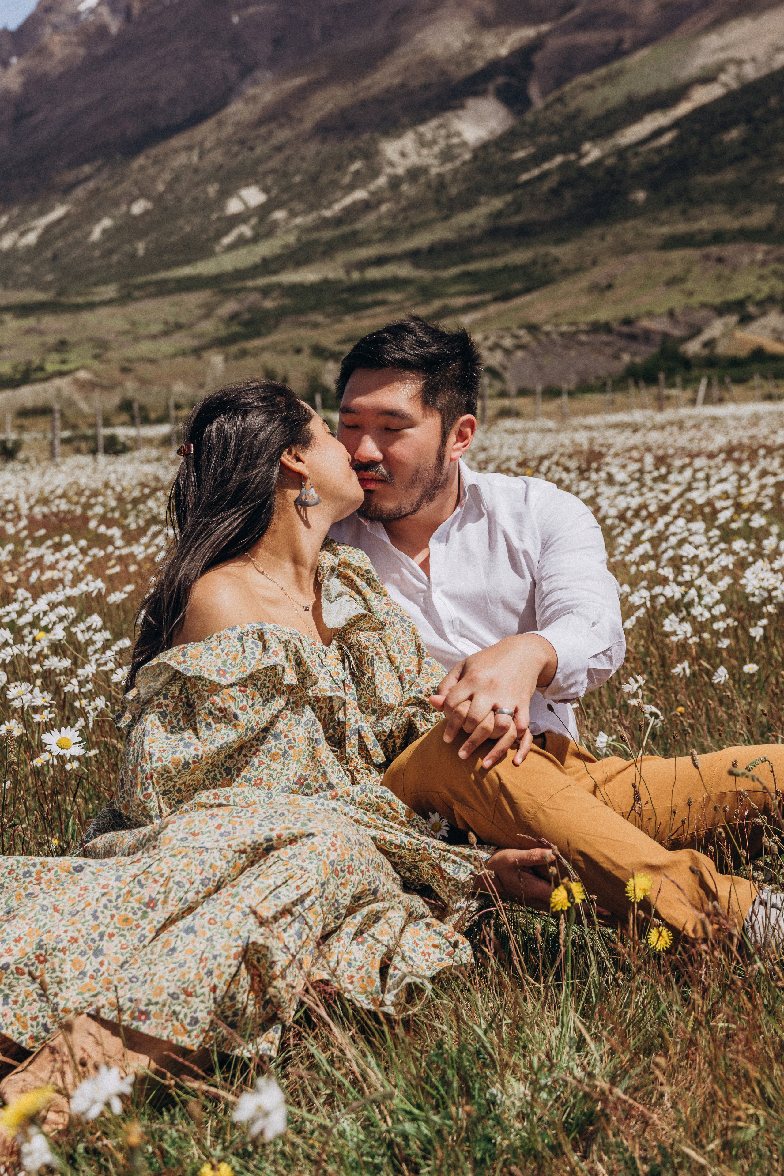 T+C. Elopement in Patagonia. Fotógrafa familiar Santiago y Chile Anna Almazova
