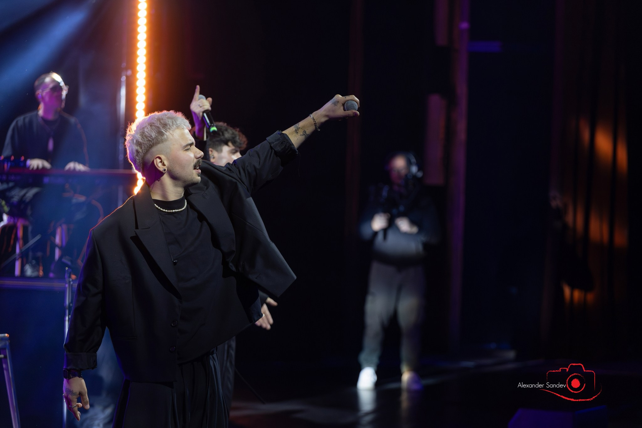 МОЛЕЦ на живо в НДК - 04-05.11.2025 г. Александър Сандев - website