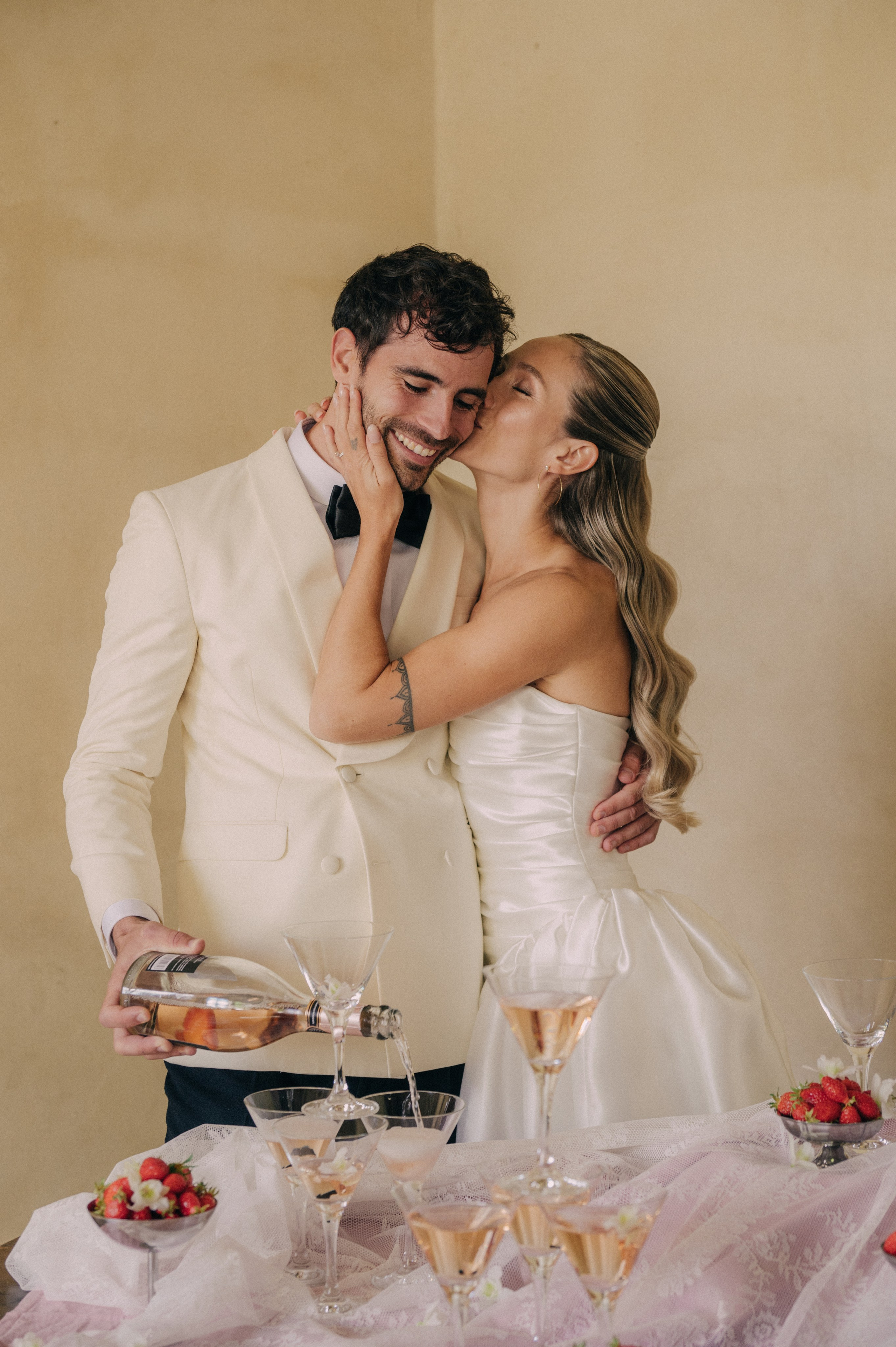 Paula and Tony. Wedding and commercial photographer