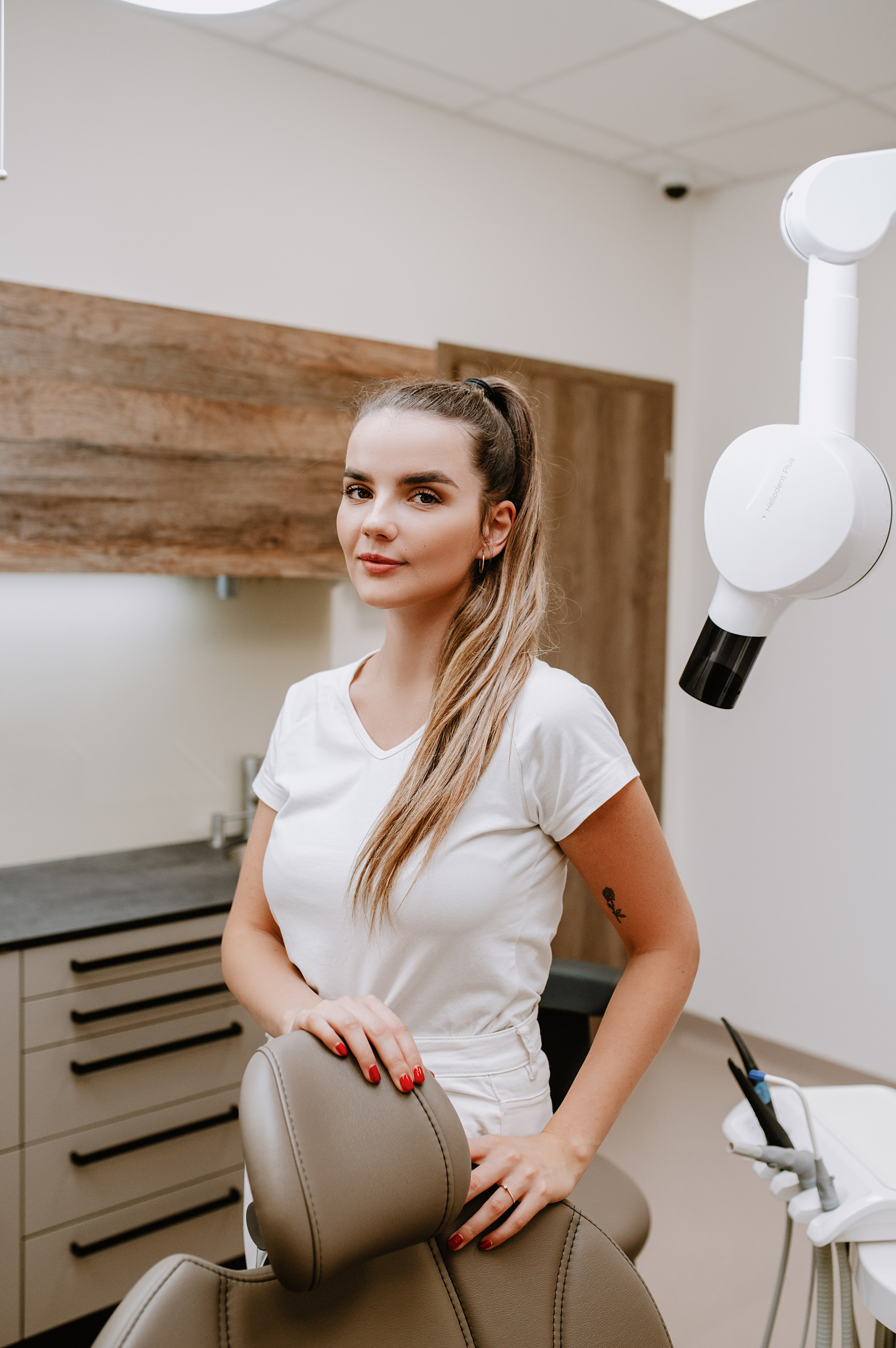 EDClinic dentistry in Prague. ANNA-MARIA PHOTO CONTENT CREATOR — фотограф, эстет, художник и визуальный эксперт в Instagram, работающий в Праге