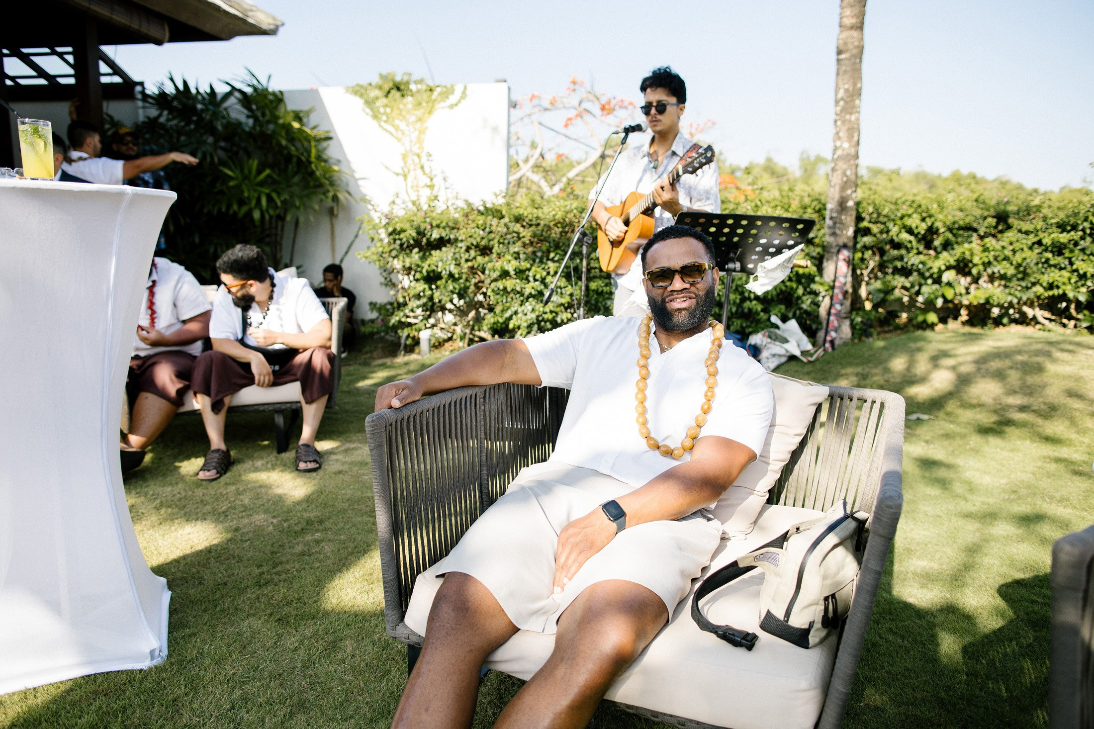 Big funny wedding with guests in paradise Bali island. Get.it.feel — Aesthetic Photography and Videography