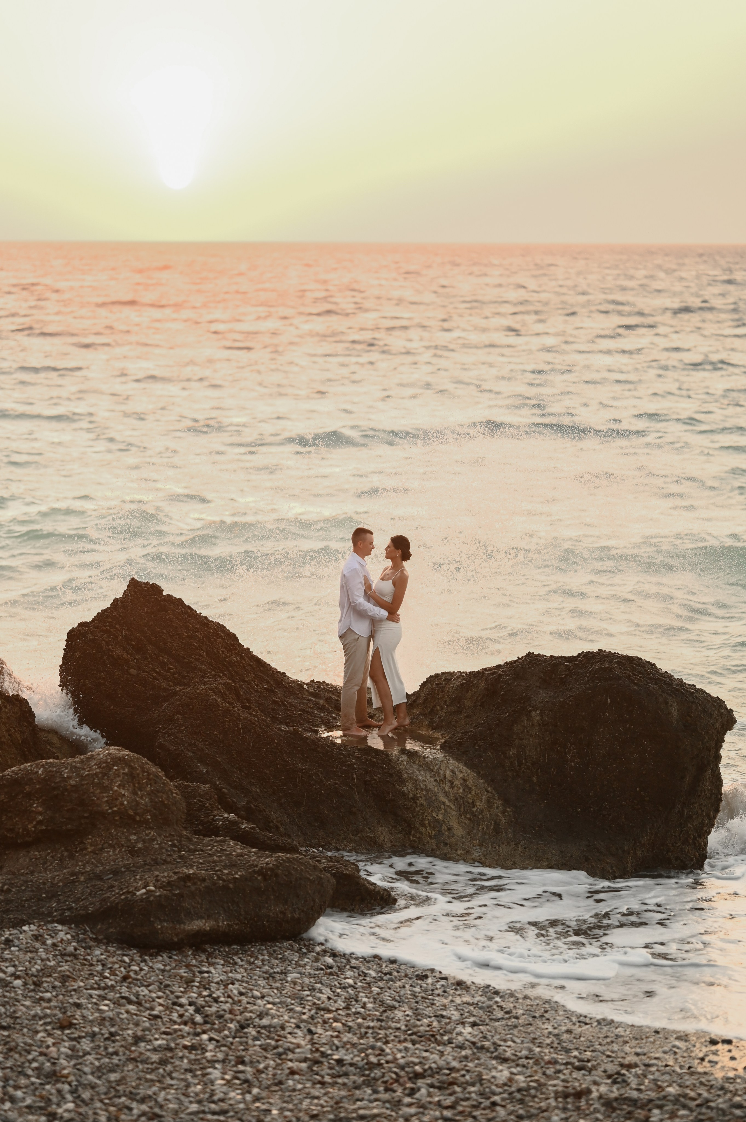 Honeymoon photoshoot Rhodes. Photographer in Rhodes Island
