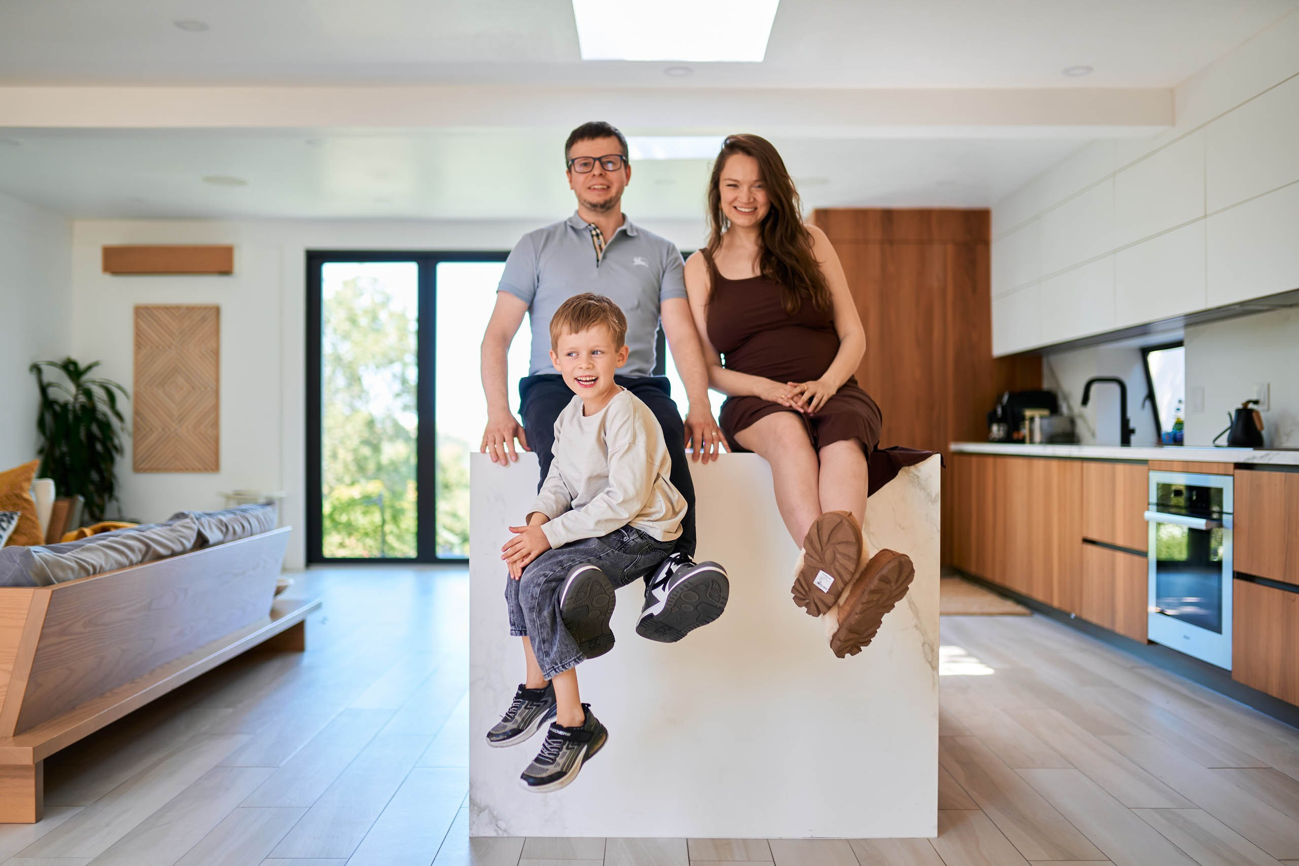 Fashion Maternity & Family Session at a Palo Alto Villa — Lifestyle Couple, Child, and Editorial Motherhood Photography. Bay Area Life | Event, Wedding & Commercial Photography Agency