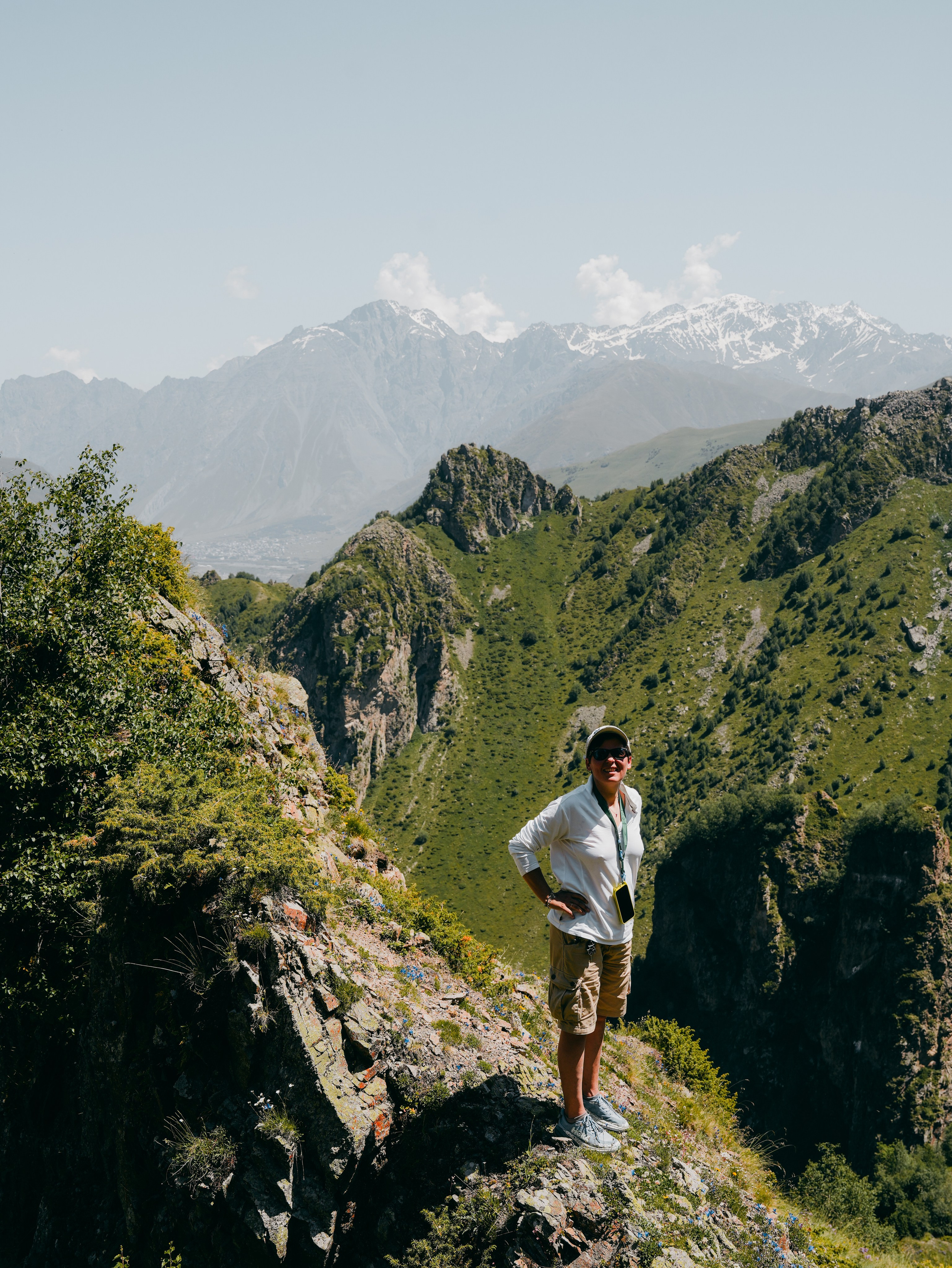 Sioni — Tsikhisdzari. Mountain Photographer in Georgia | Kazbegi & Gudauri Photo Experiences