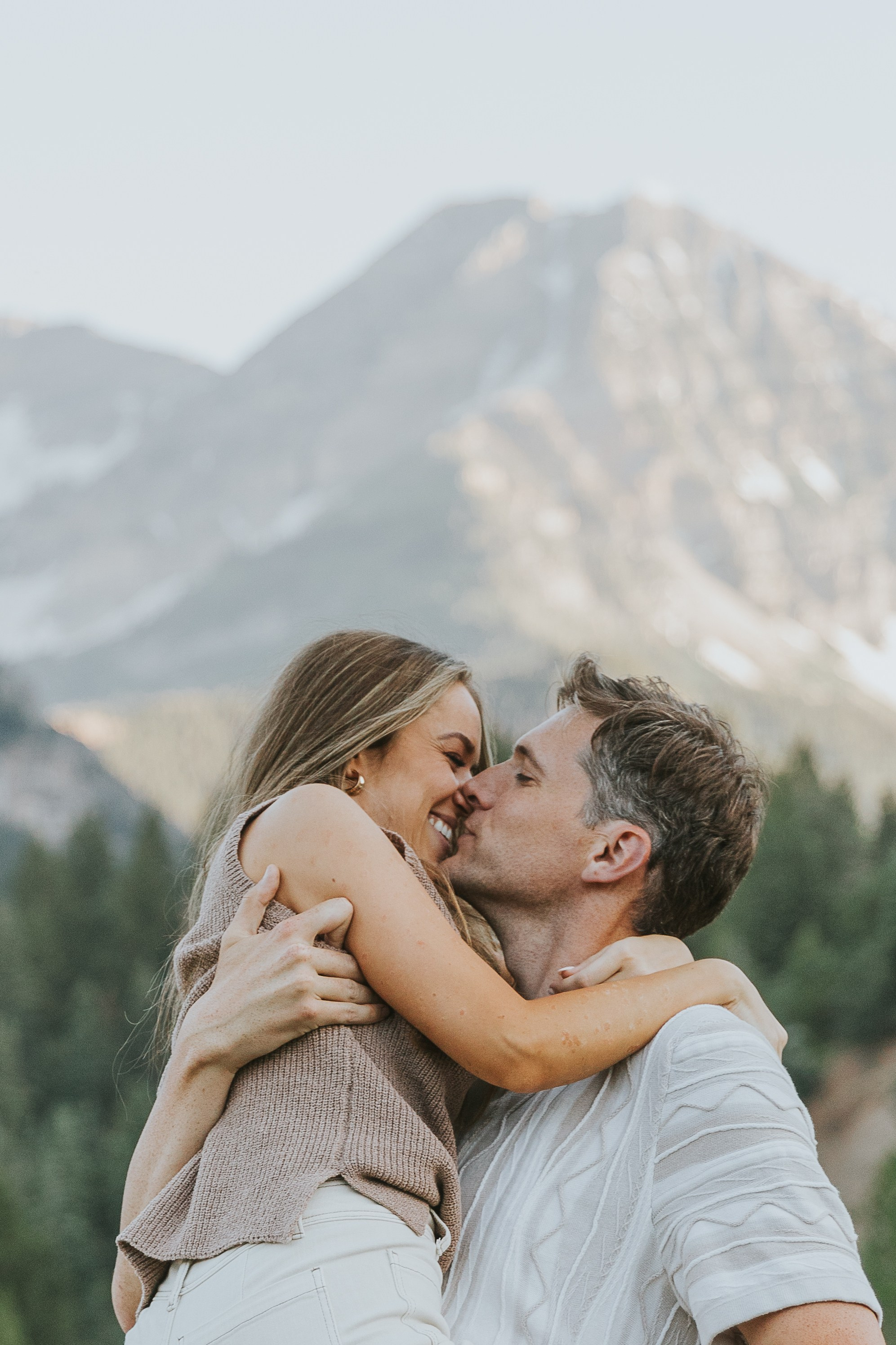Natlie + Jacob. Utah Family Photographer