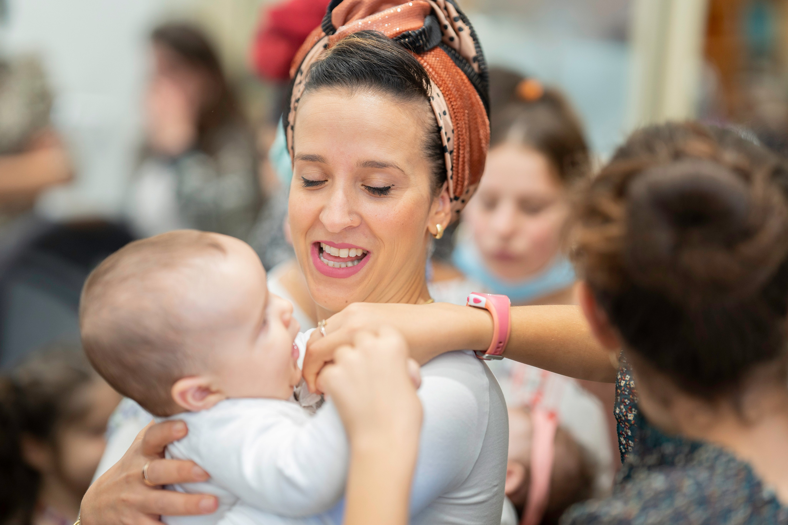 הברית של יוסף וחנה. יוסף מזרחי צילום חתונה, ברית וזוגיות. צלם מקצועי שאוהב להוציא אתכם הכי יפים ברגעים הכי מרגשים