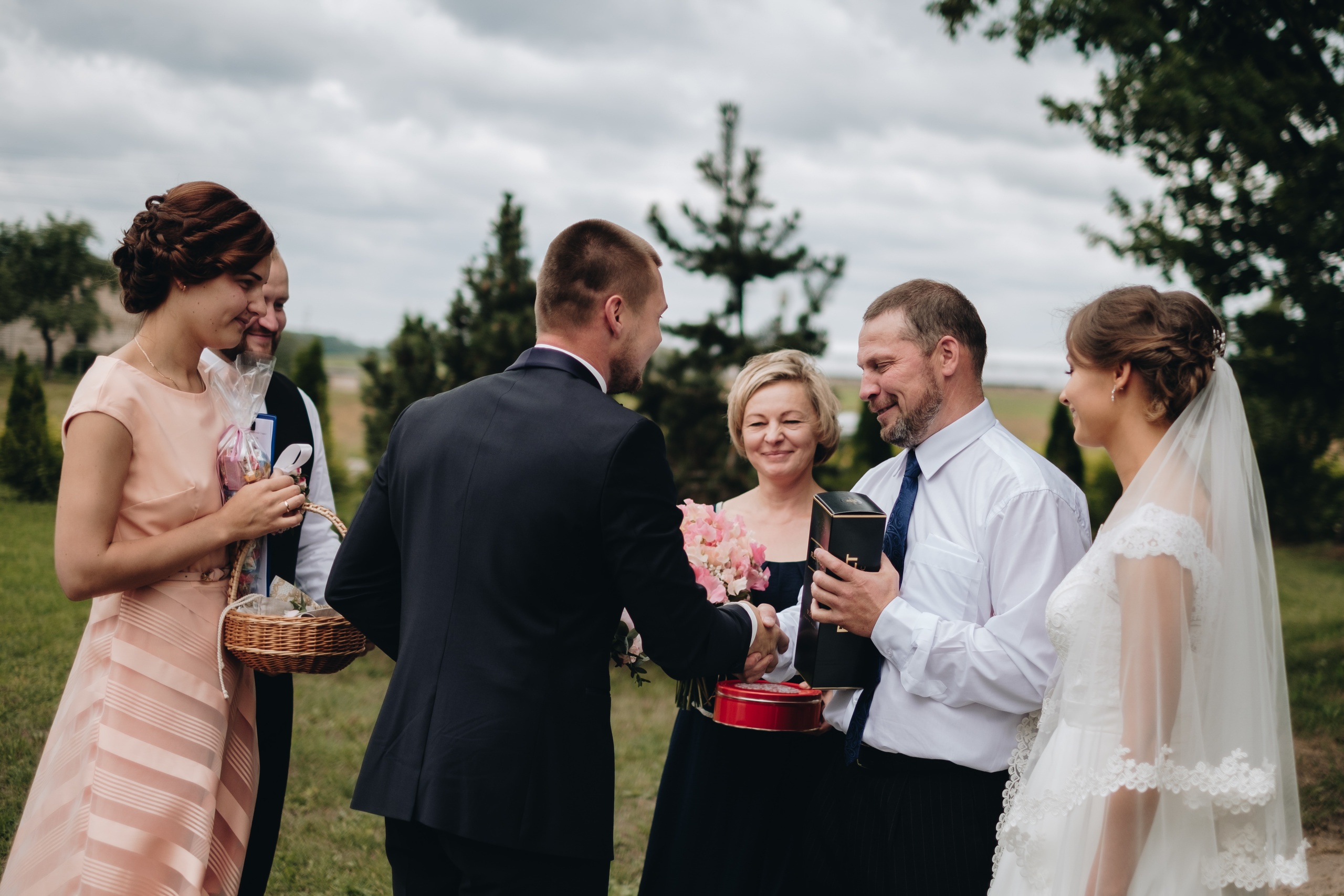 Kāzu stāsts Henrijs & Kristīne. Kāzu × Ģimenes notikumu fotografs Edgars Kalniņš