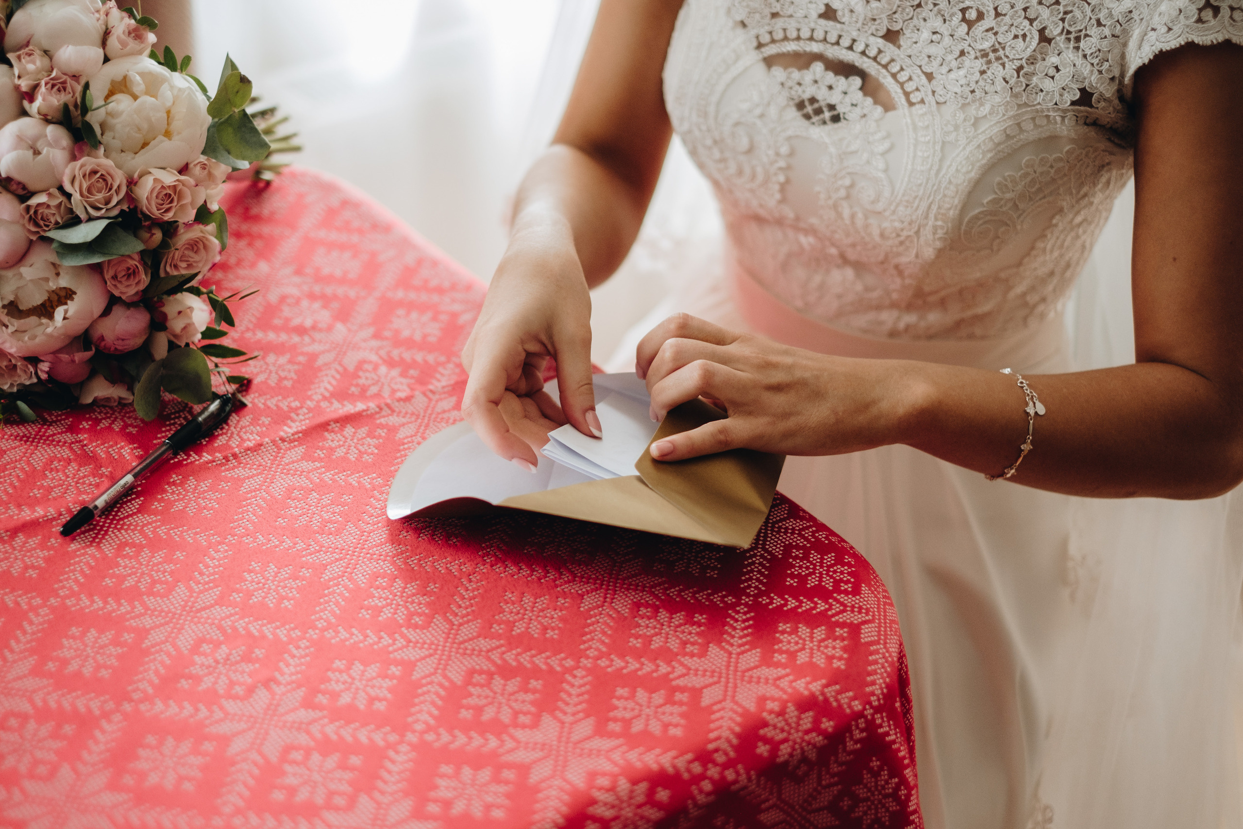 Kāzu stāsts Henrijs & Kristīne. Kāzu × Ģimenes notikumu fotografs Edgars Kalniņš