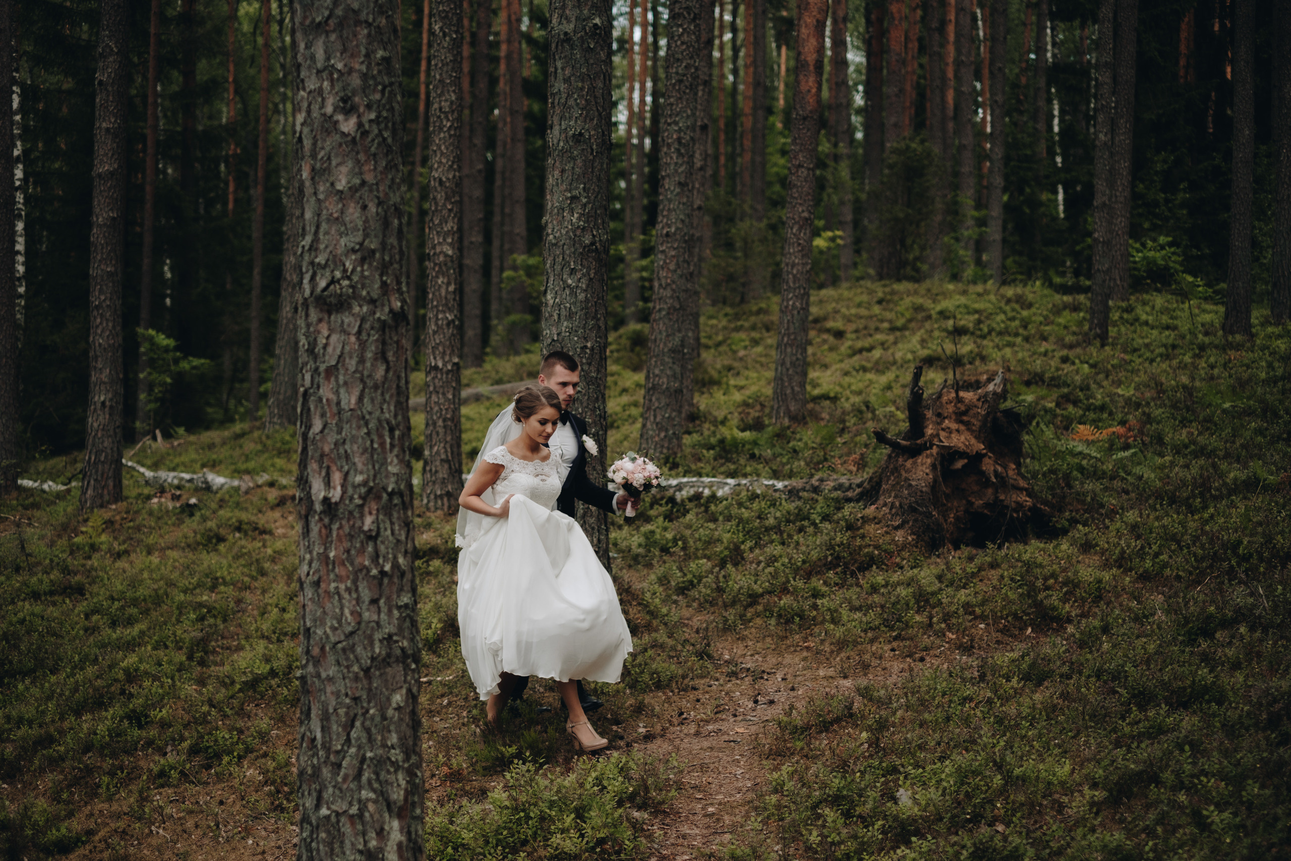 Kāzu stāsts Henrijs & Kristīne. Kāzu × Ģimenes notikumu fotografs Edgars Kalniņš