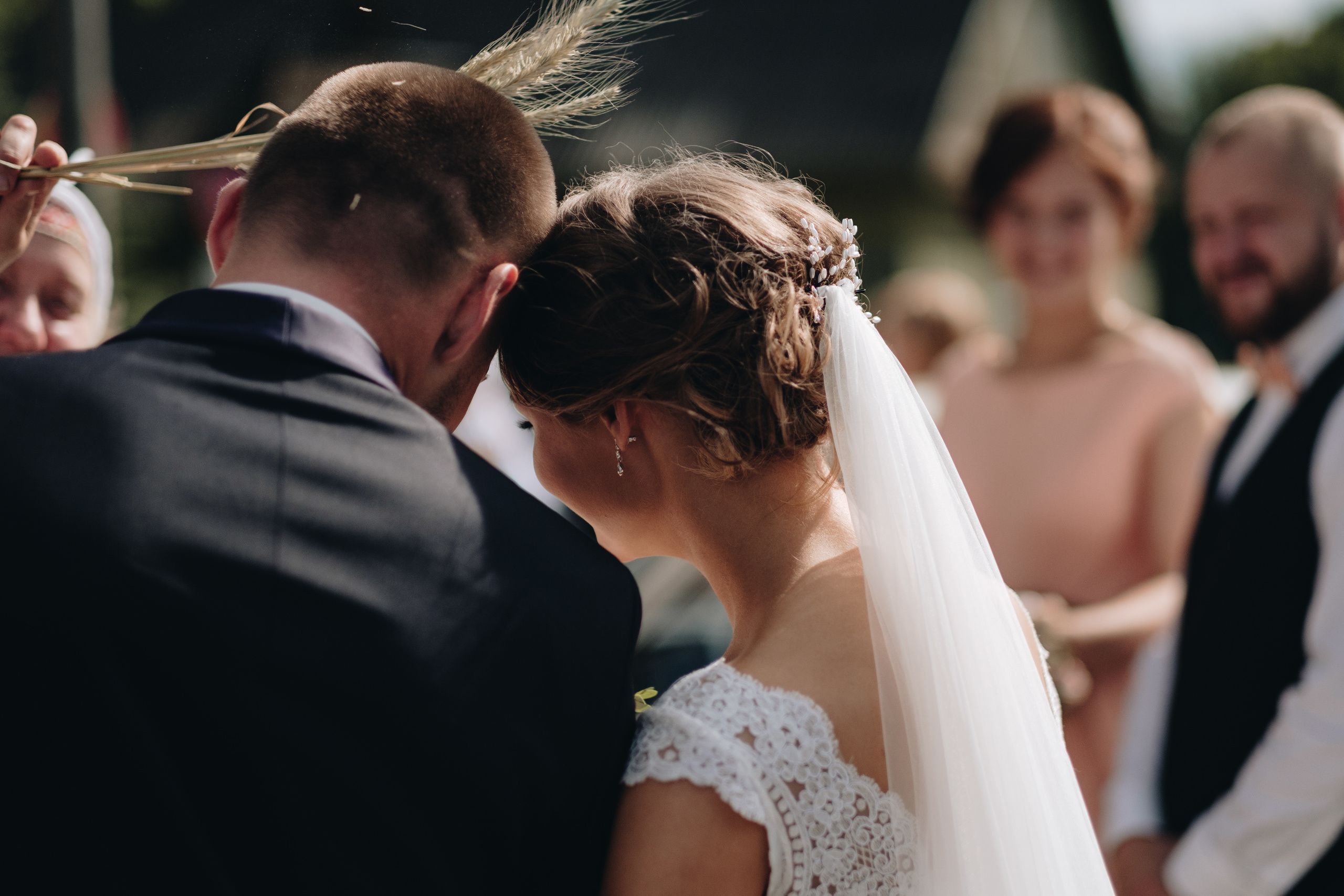 Kāzu stāsts Henrijs & Kristīne. Kāzu × Ģimenes notikumu fotografs Edgars Kalniņš