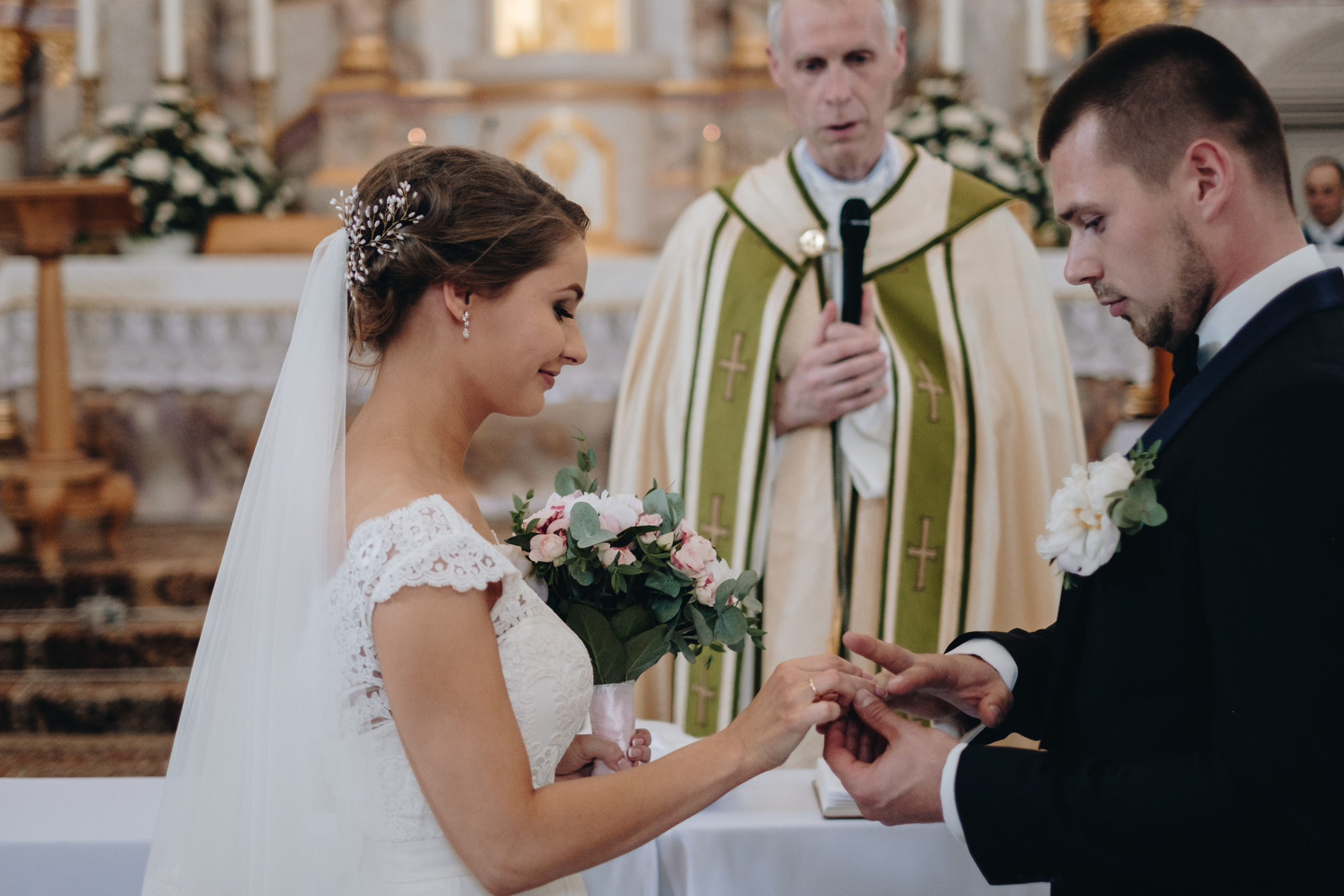 Kāzu stāsts Henrijs & Kristīne. Kāzu × Ģimenes notikumu fotografs Edgars Kalniņš