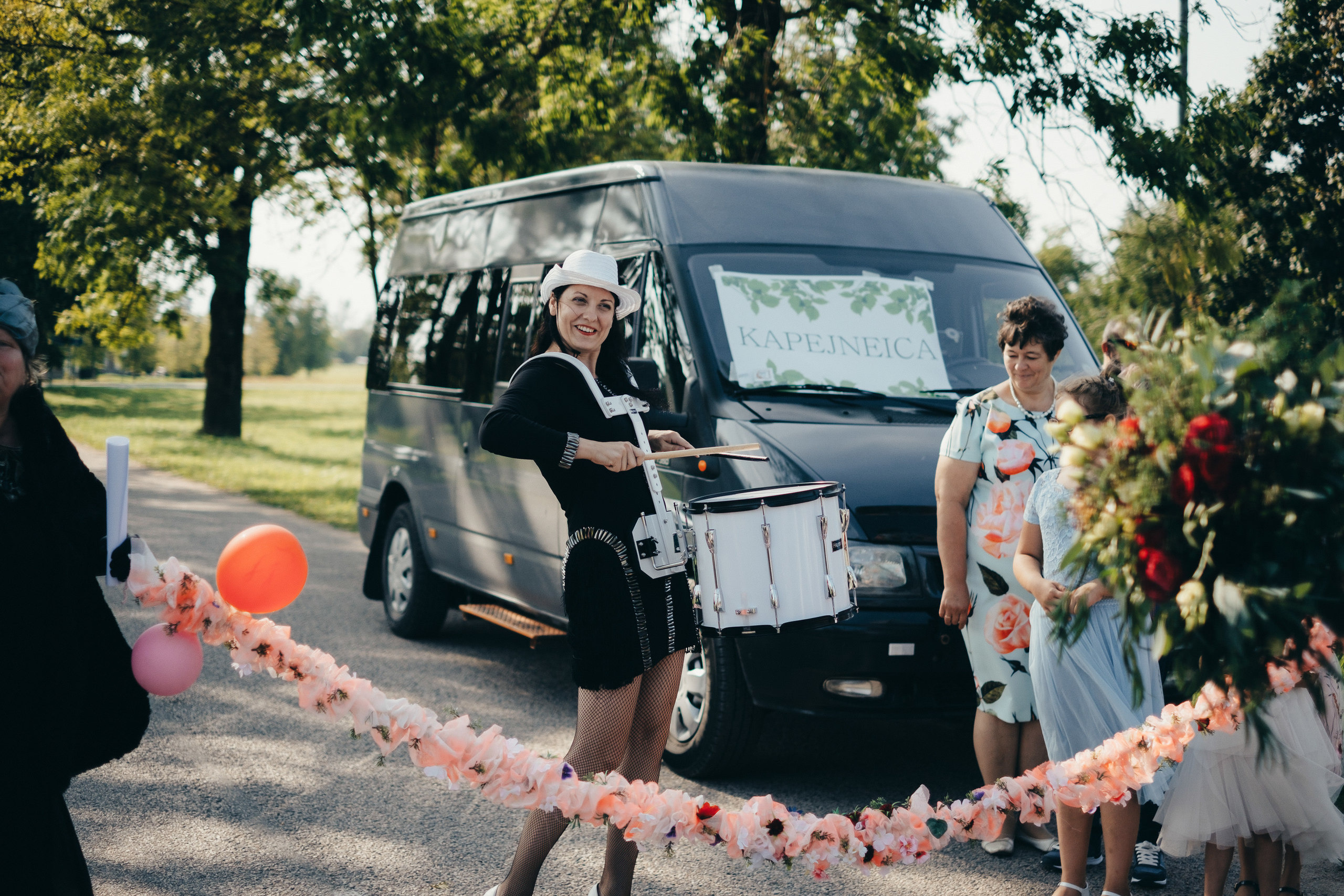 Kāzu stāsts Madara & Ingus. Kāzu × Ģimenes notikumu fotografs Edgars Kalniņš