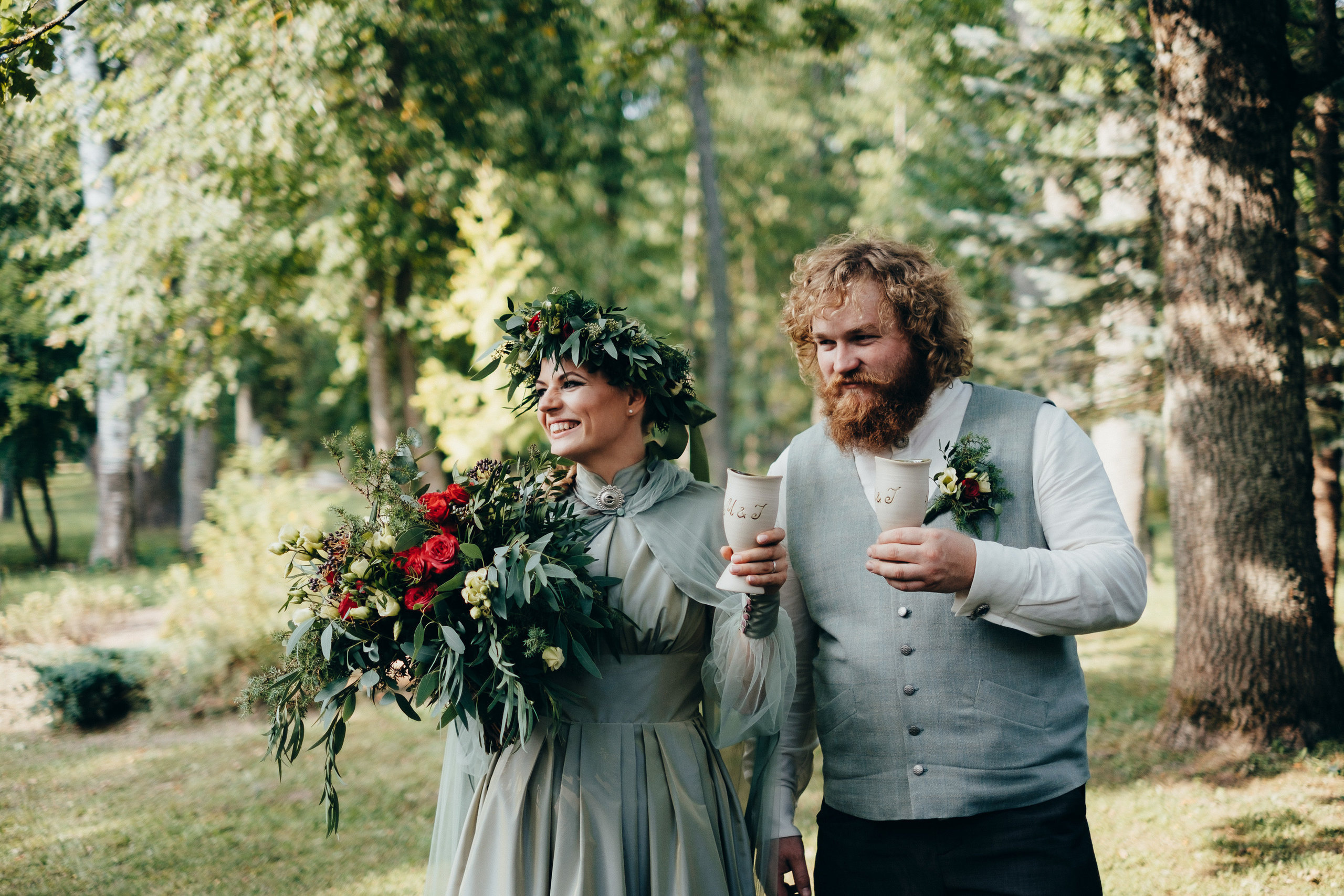 Kāzu stāsts Madara & Ingus. Kāzu × Ģimenes notikumu fotografs Edgars Kalniņš