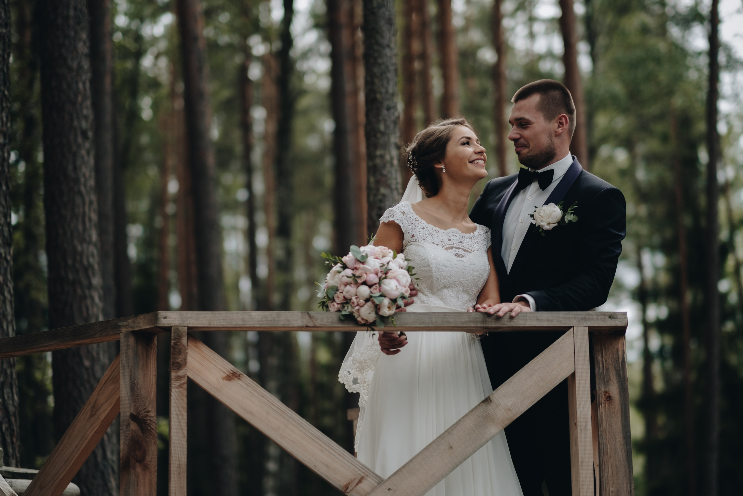 Kāzu stāsts Henrijs & Kristīne. Kāzu × Ģimenes notikumu fotografs Edgars Kalniņš