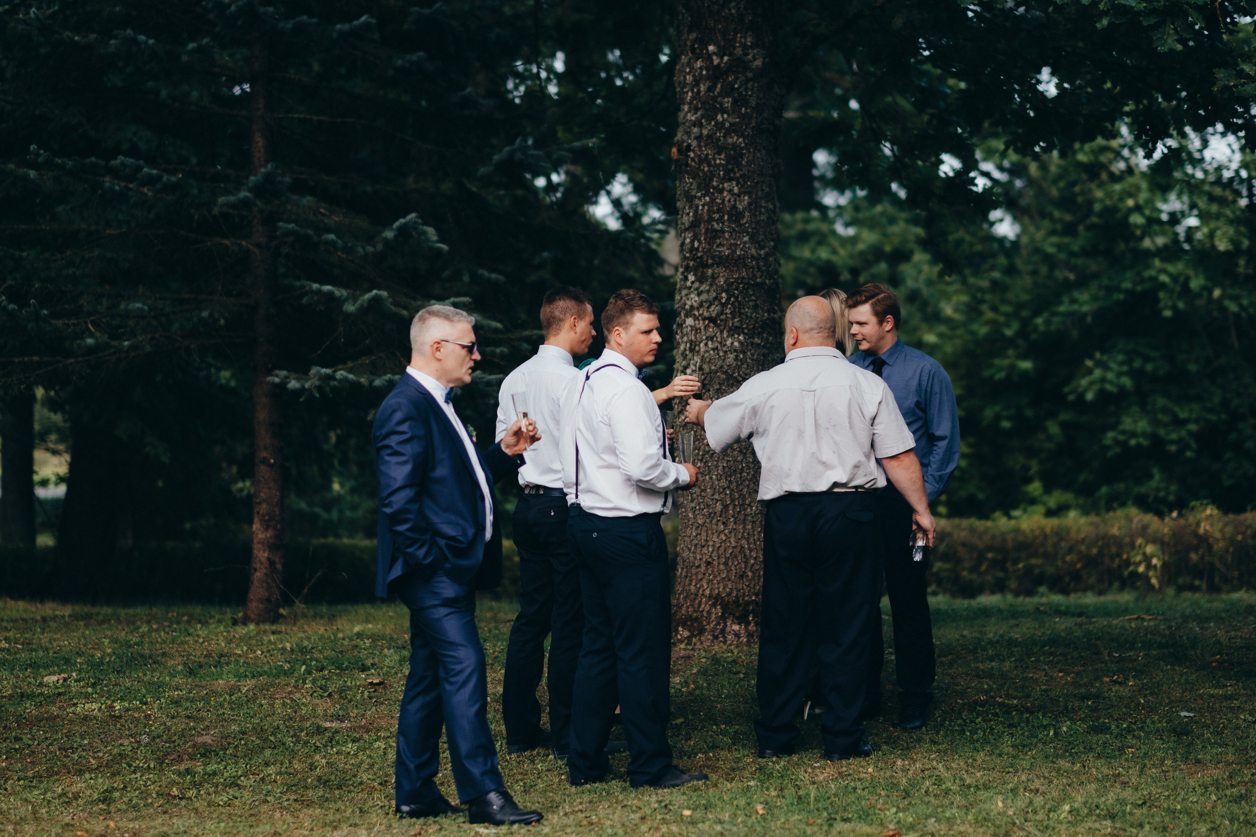 Kāzu stāsts Madara & Ingus. Kāzu × Ģimenes notikumu fotografs Edgars Kalniņš