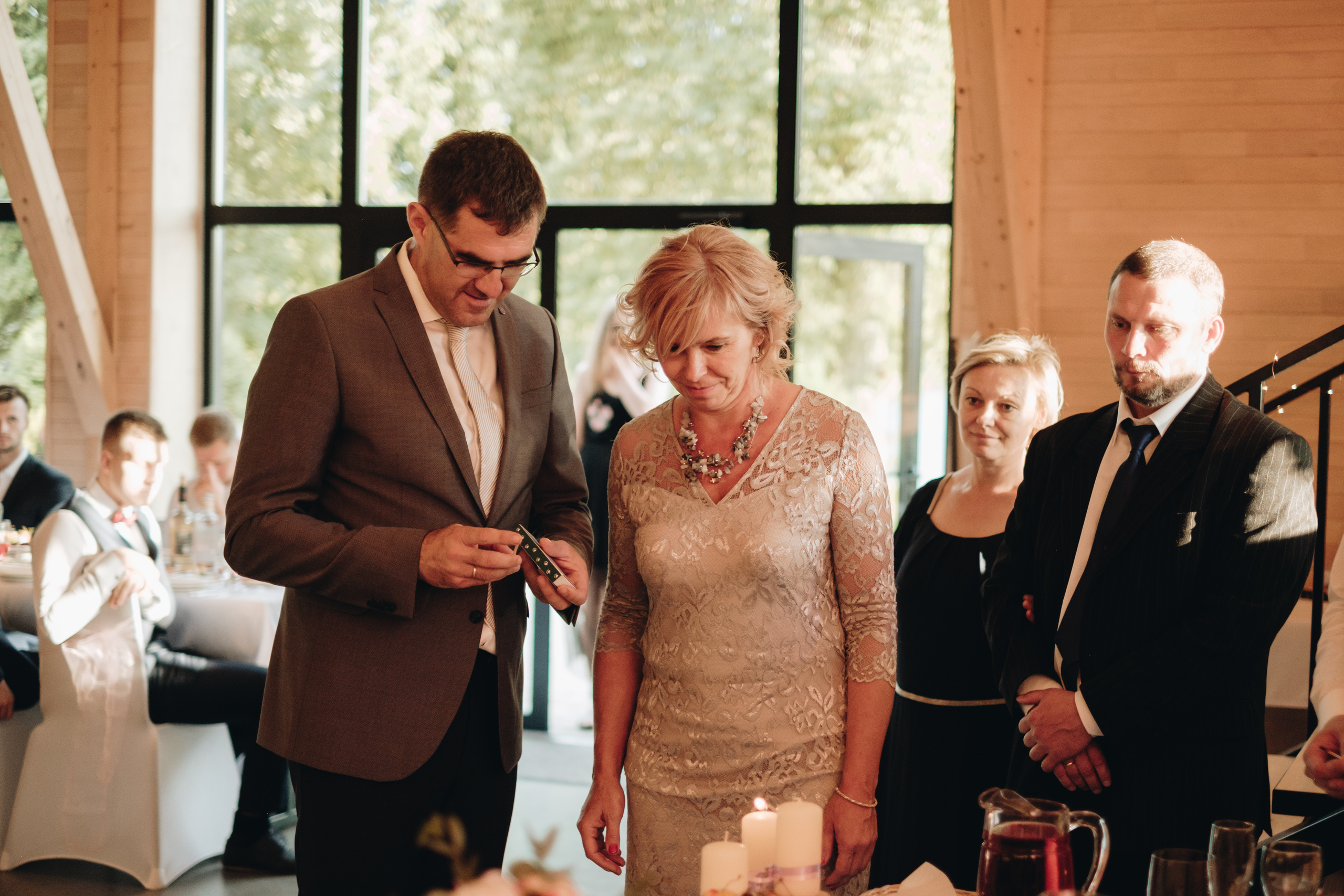 Kāzu stāsts Henrijs & Kristīne. Kāzu × Ģimenes notikumu fotografs Edgars Kalniņš