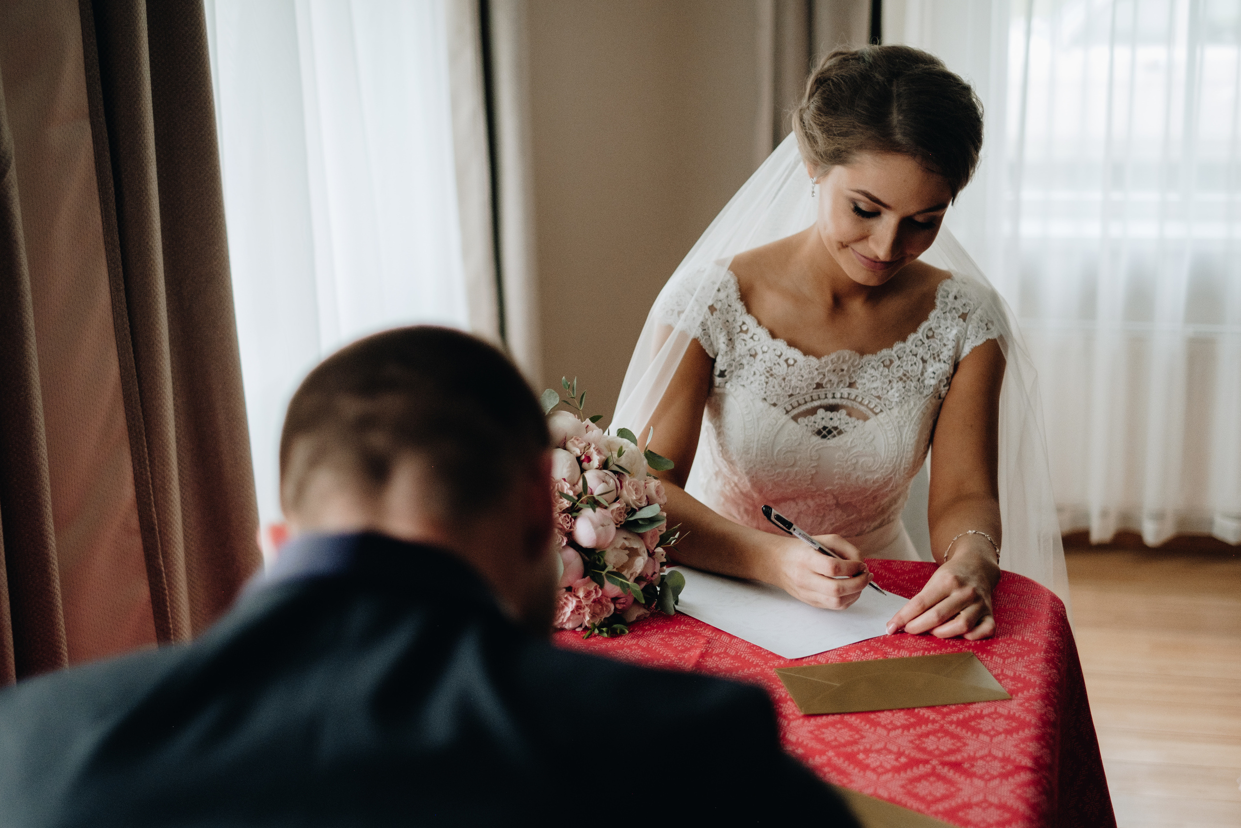 Kāzu stāsts Henrijs & Kristīne. Kāzu × Ģimenes notikumu fotografs Edgars Kalniņš