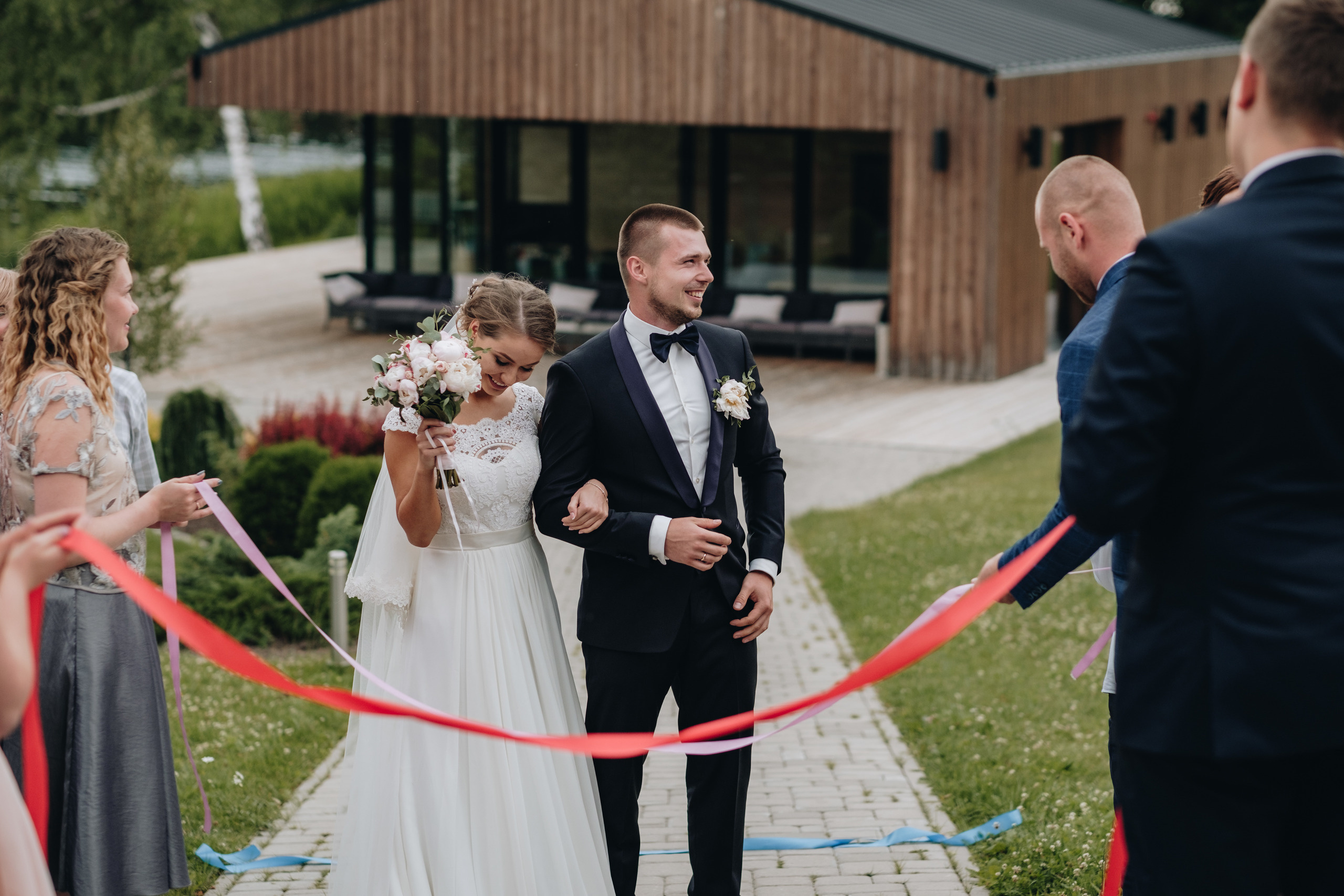 Kāzu stāsts Henrijs & Kristīne. Kāzu × Ģimenes notikumu fotografs Edgars Kalniņš