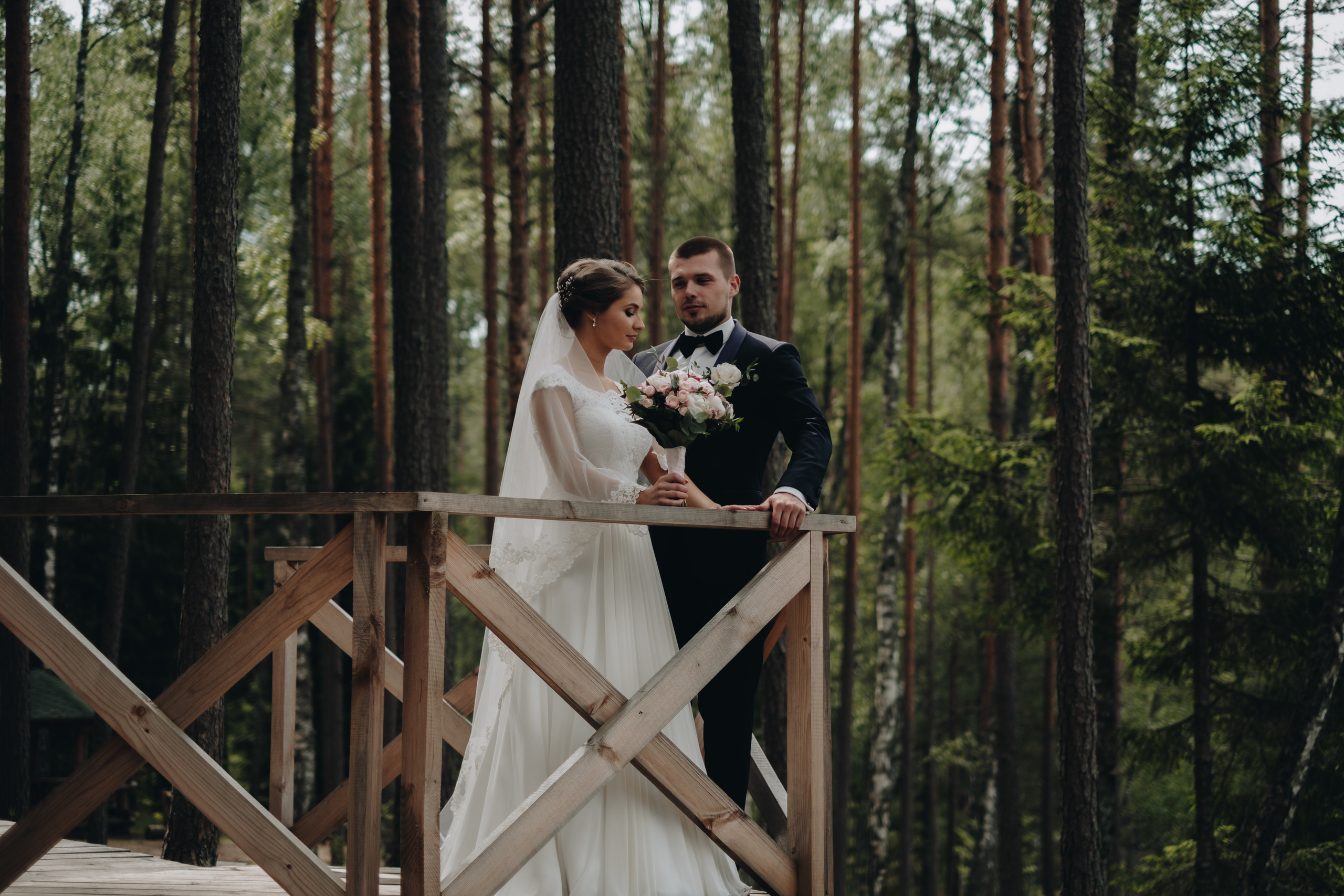 Kāzu stāsts Henrijs & Kristīne. Kāzu × Ģimenes notikumu fotografs Edgars Kalniņš
