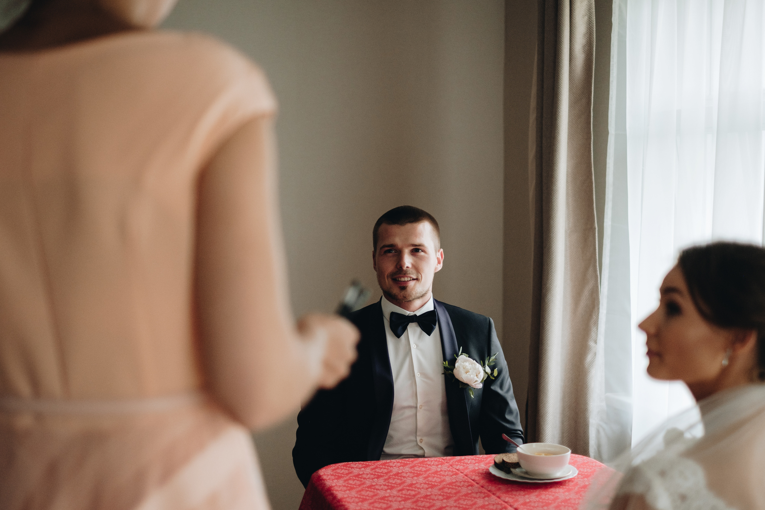 Kāzu stāsts Henrijs & Kristīne. Kāzu × Ģimenes notikumu fotografs Edgars Kalniņš