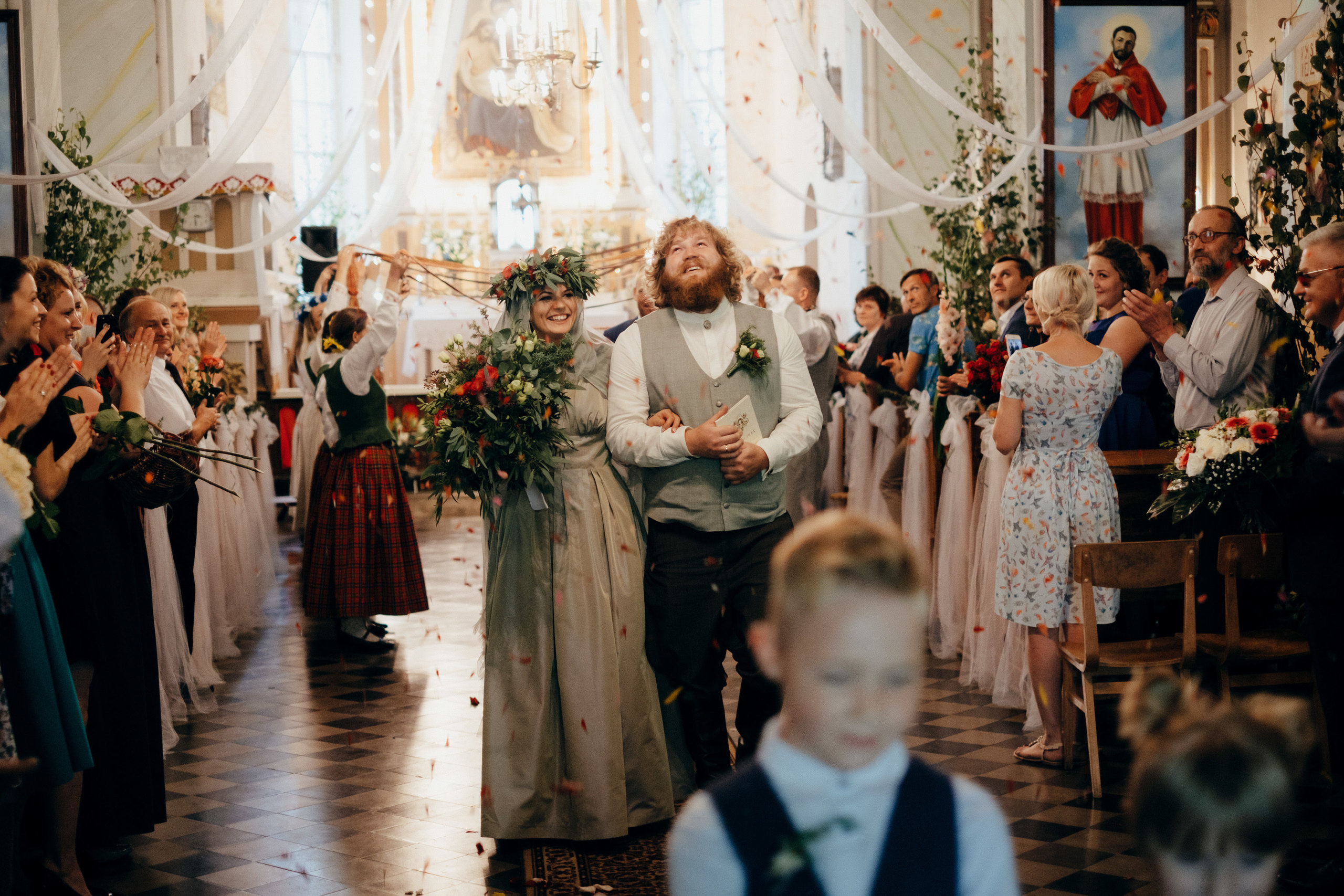 Kāzu stāsts Madara & Ingus. Kāzu × Ģimenes notikumu fotografs Edgars Kalniņš