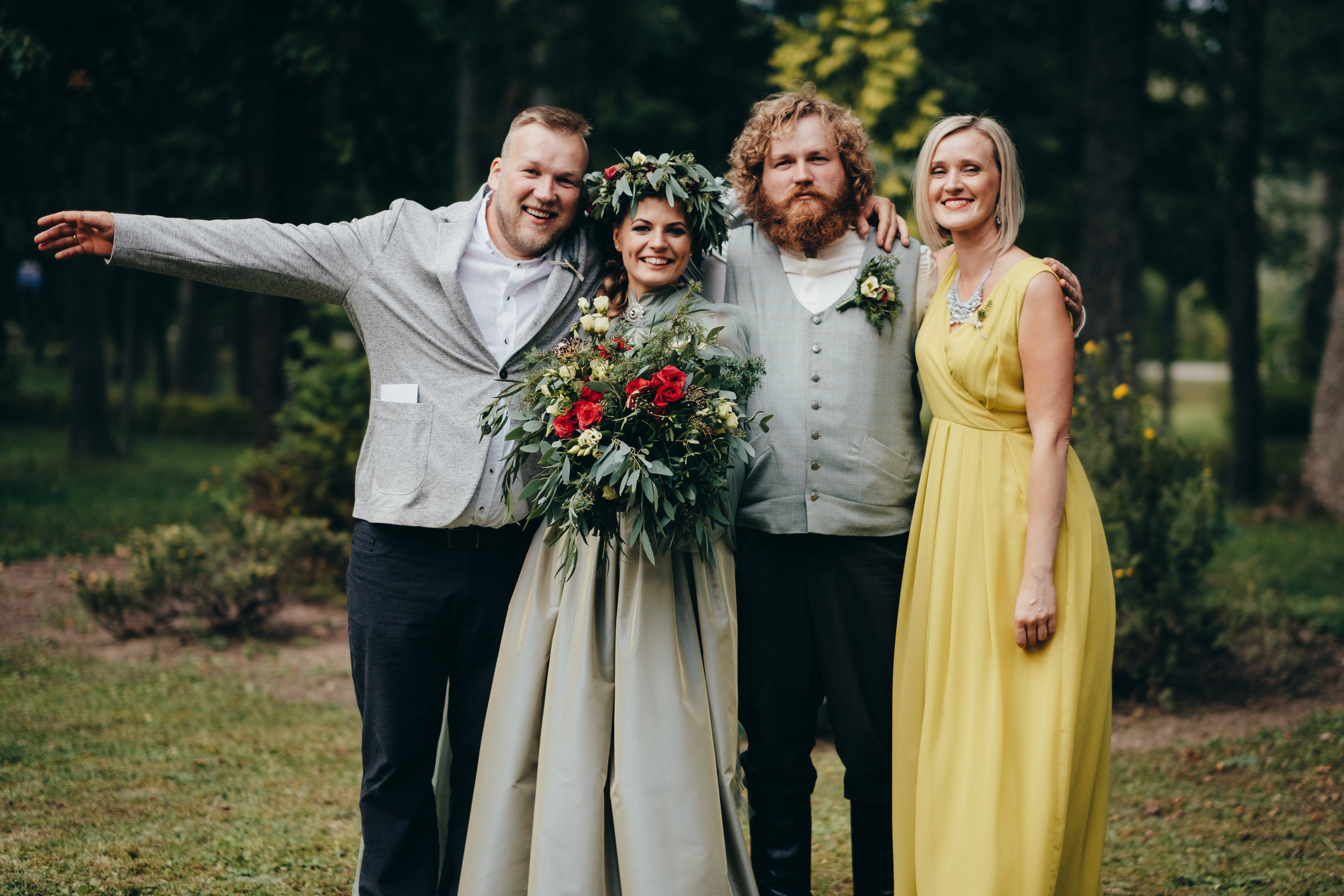 Kāzu stāsts Madara & Ingus. Kāzu × Ģimenes notikumu fotografs Edgars Kalniņš