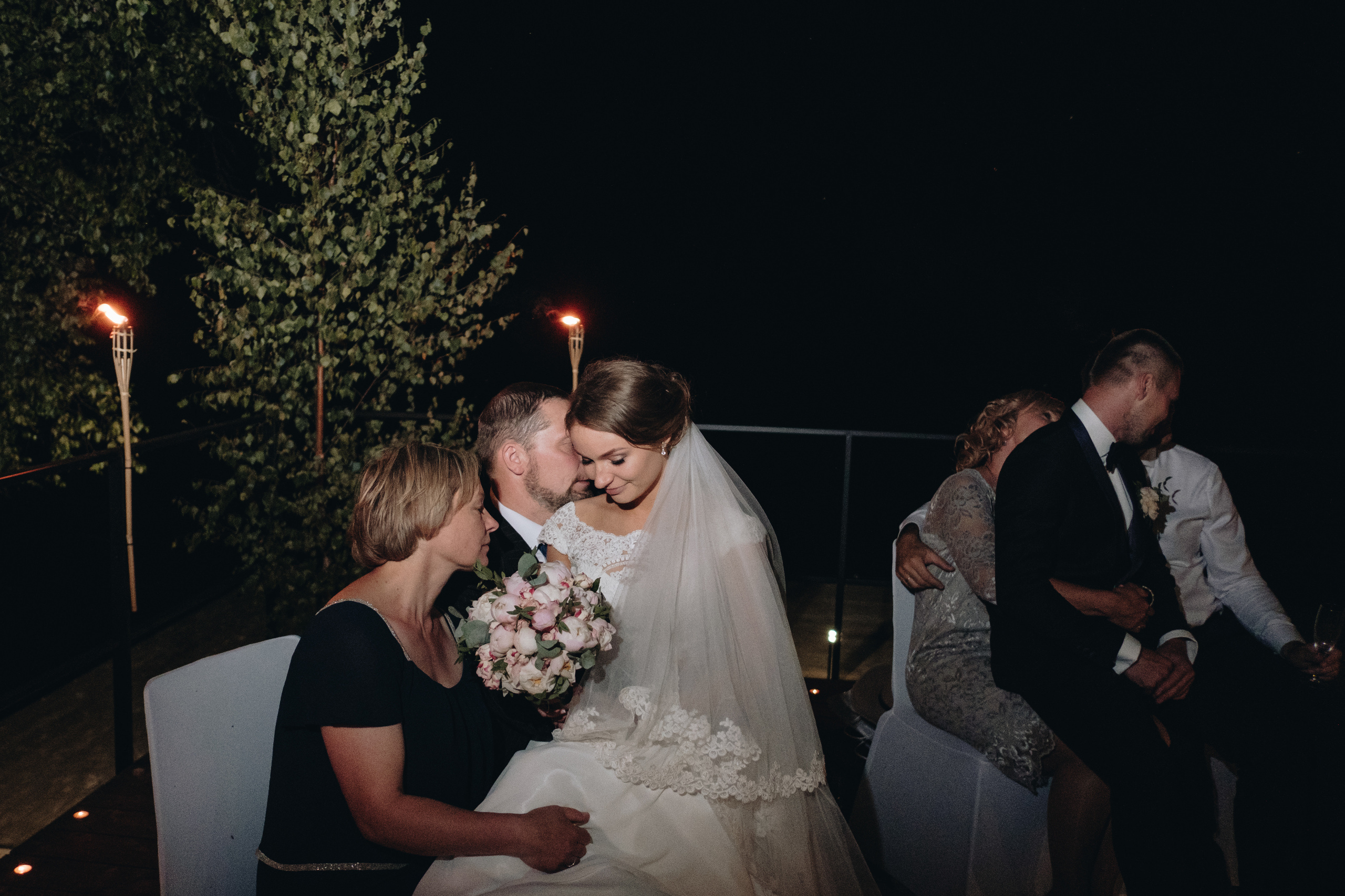 Kāzu stāsts Henrijs & Kristīne. Kāzu × Ģimenes notikumu fotografs Edgars Kalniņš