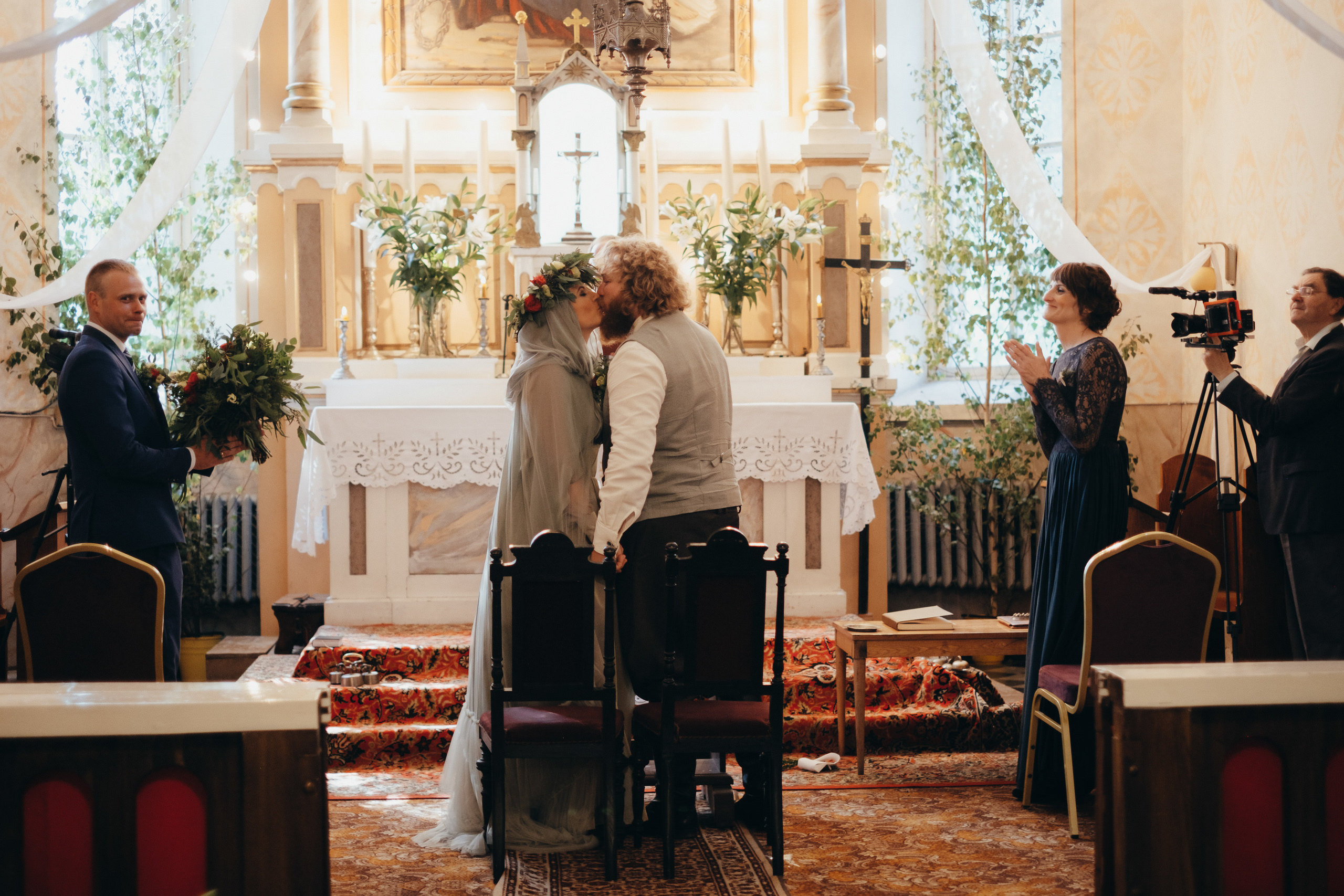 Kāzu stāsts Madara & Ingus. Kāzu × Ģimenes notikumu fotografs Edgars Kalniņš