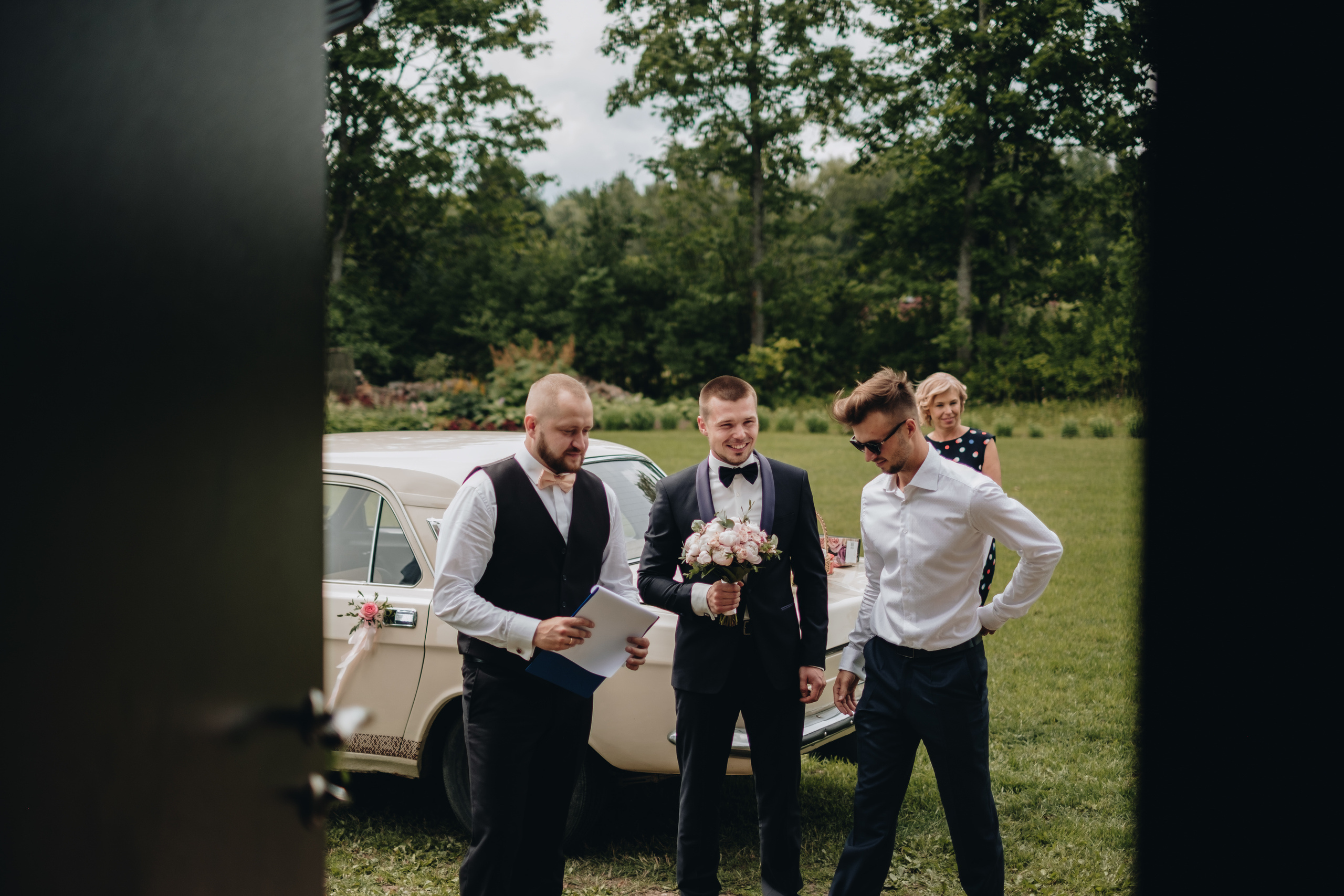 Kāzu stāsts Henrijs & Kristīne. Kāzu × Ģimenes notikumu fotografs Edgars Kalniņš