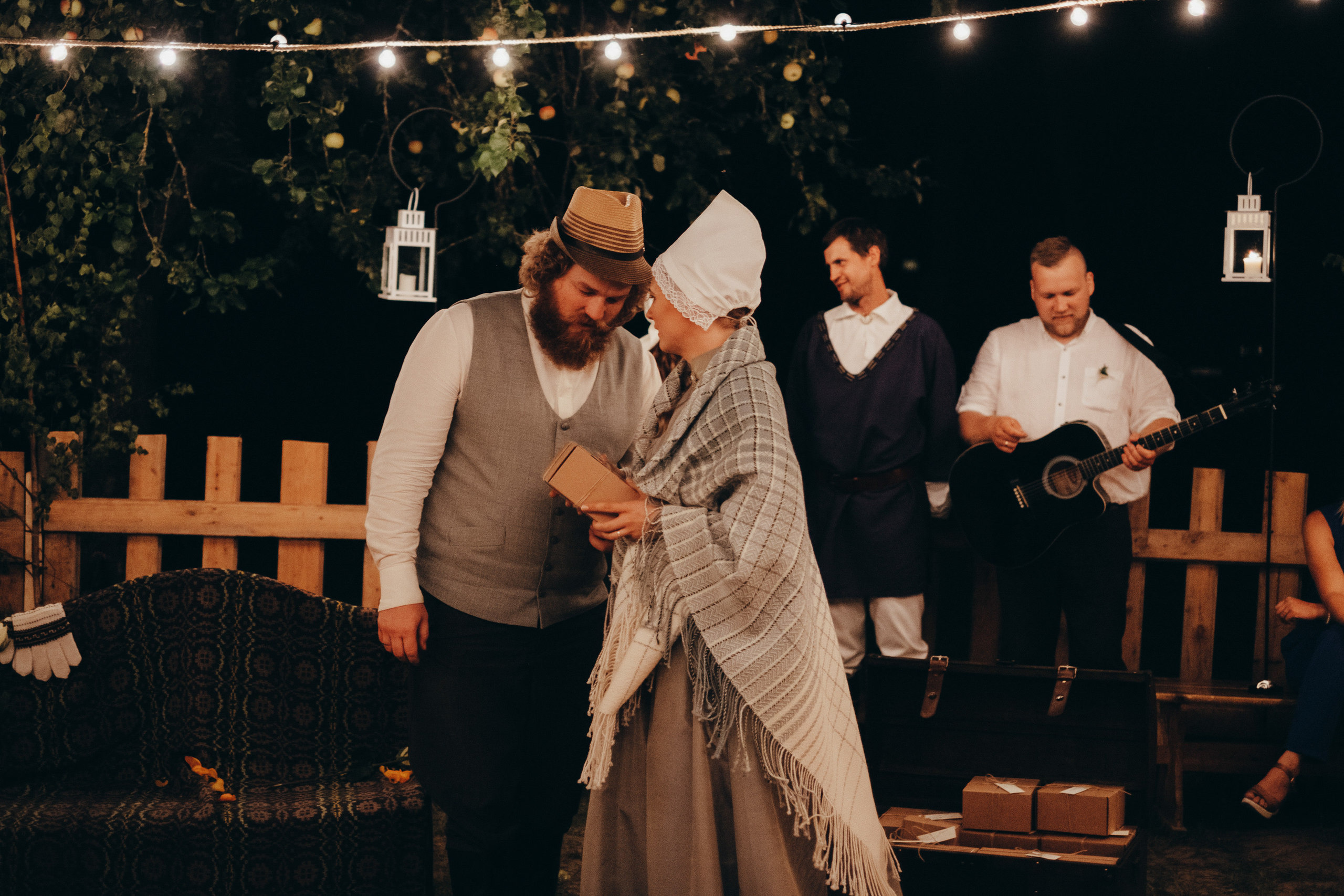 Kāzu stāsts Madara & Ingus. Kāzu × Ģimenes notikumu fotografs Edgars Kalniņš