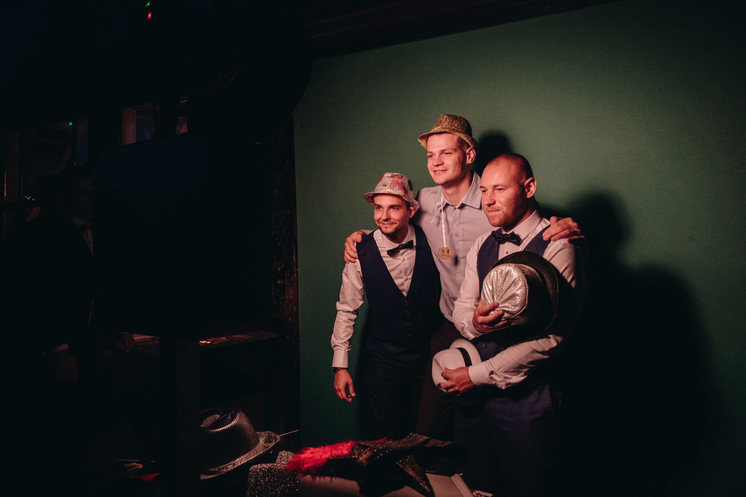 Kāzu stāsts Henrijs & Kristīne. Kāzu × Ģimenes notikumu fotografs Edgars Kalniņš