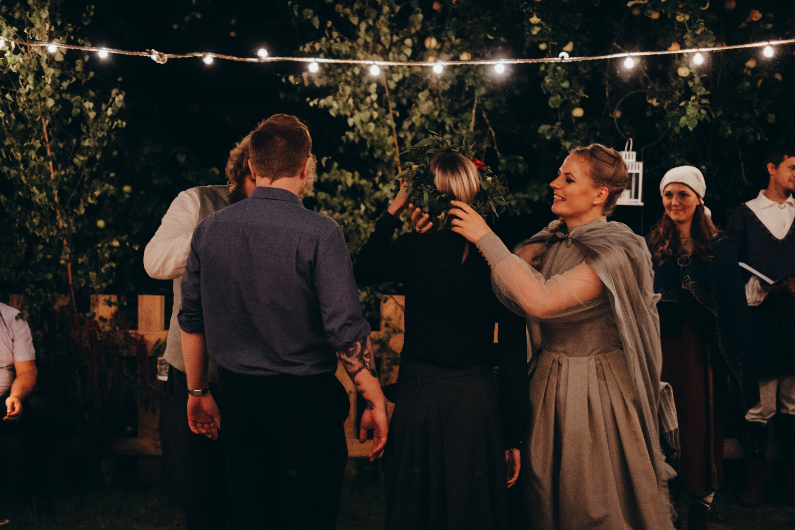 Kāzu stāsts Madara & Ingus. Kāzu × Ģimenes notikumu fotografs Edgars Kalniņš